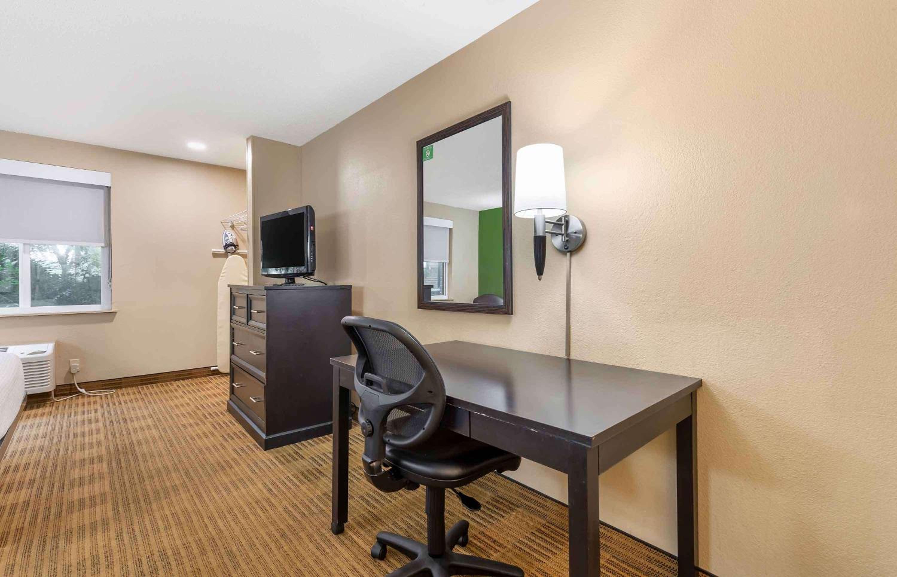 Studio with 2 Double Beds - Non-Smoking - Photo 4
