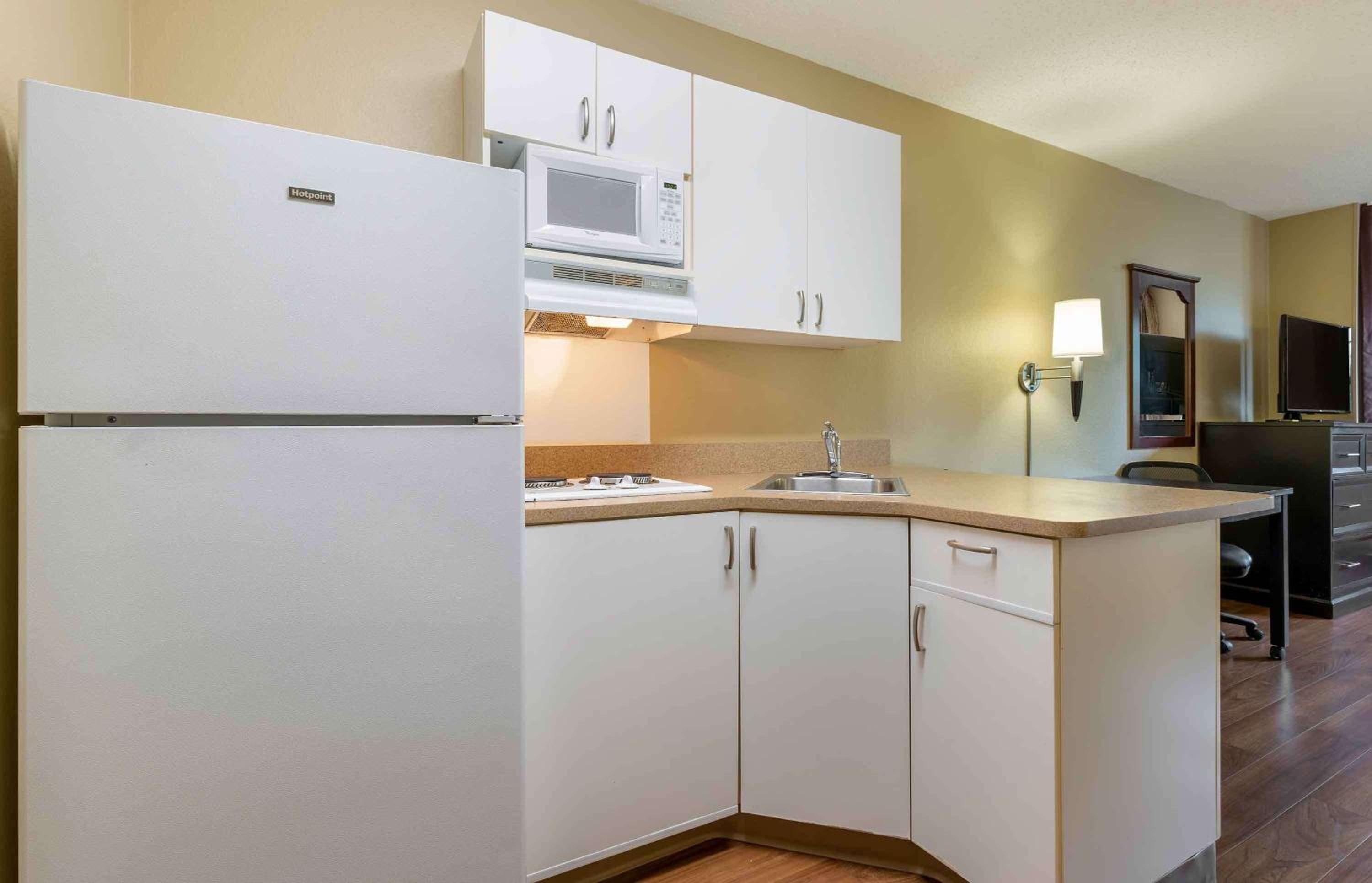 Studio with 2 Double Beds - Non-Smoking - Photo 11