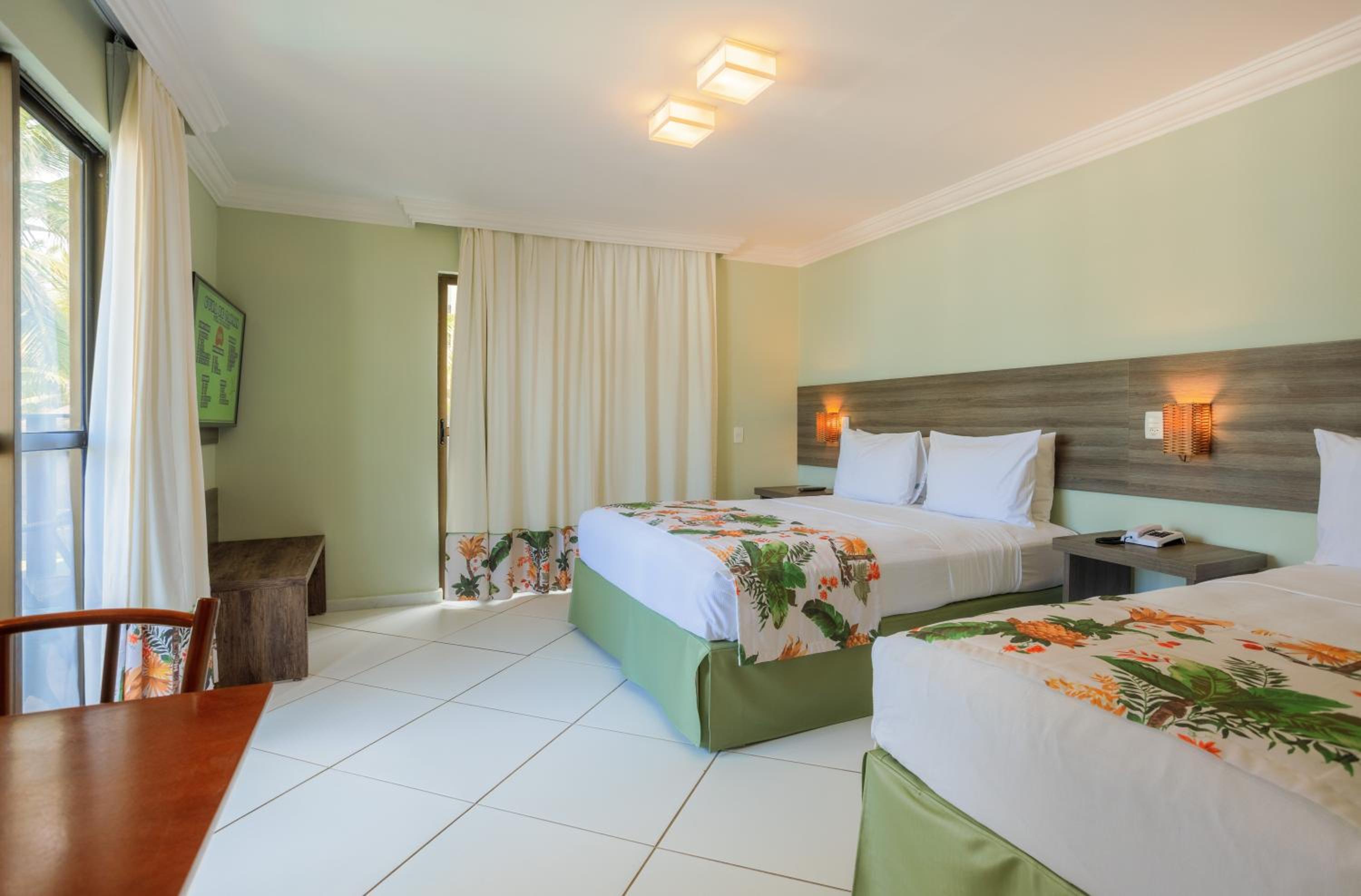 Superior Double Room with Sea View (2 adults + 1 child) - Photo 4