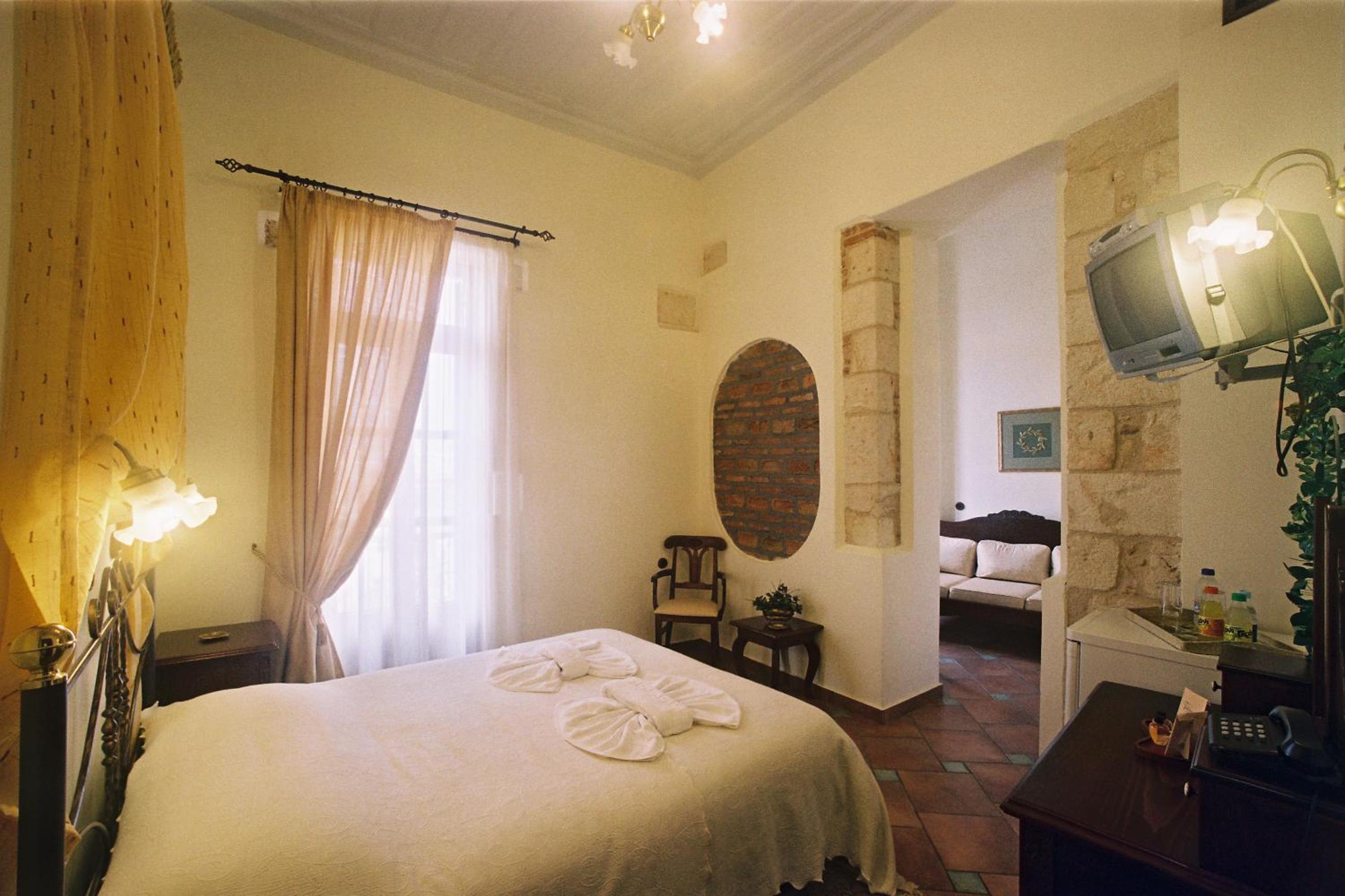 Standard Double Room photo 3