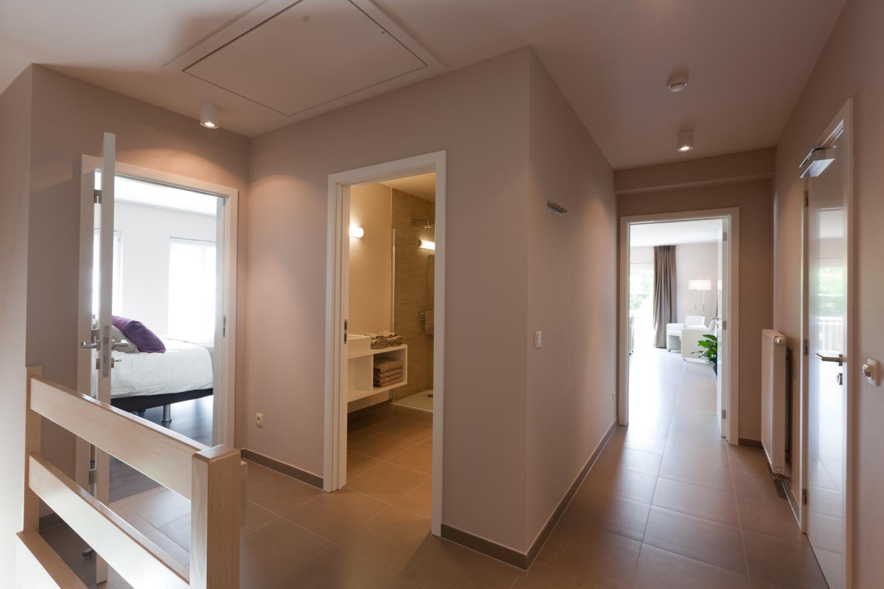 Two-Bedroom Apartment - Photo 4