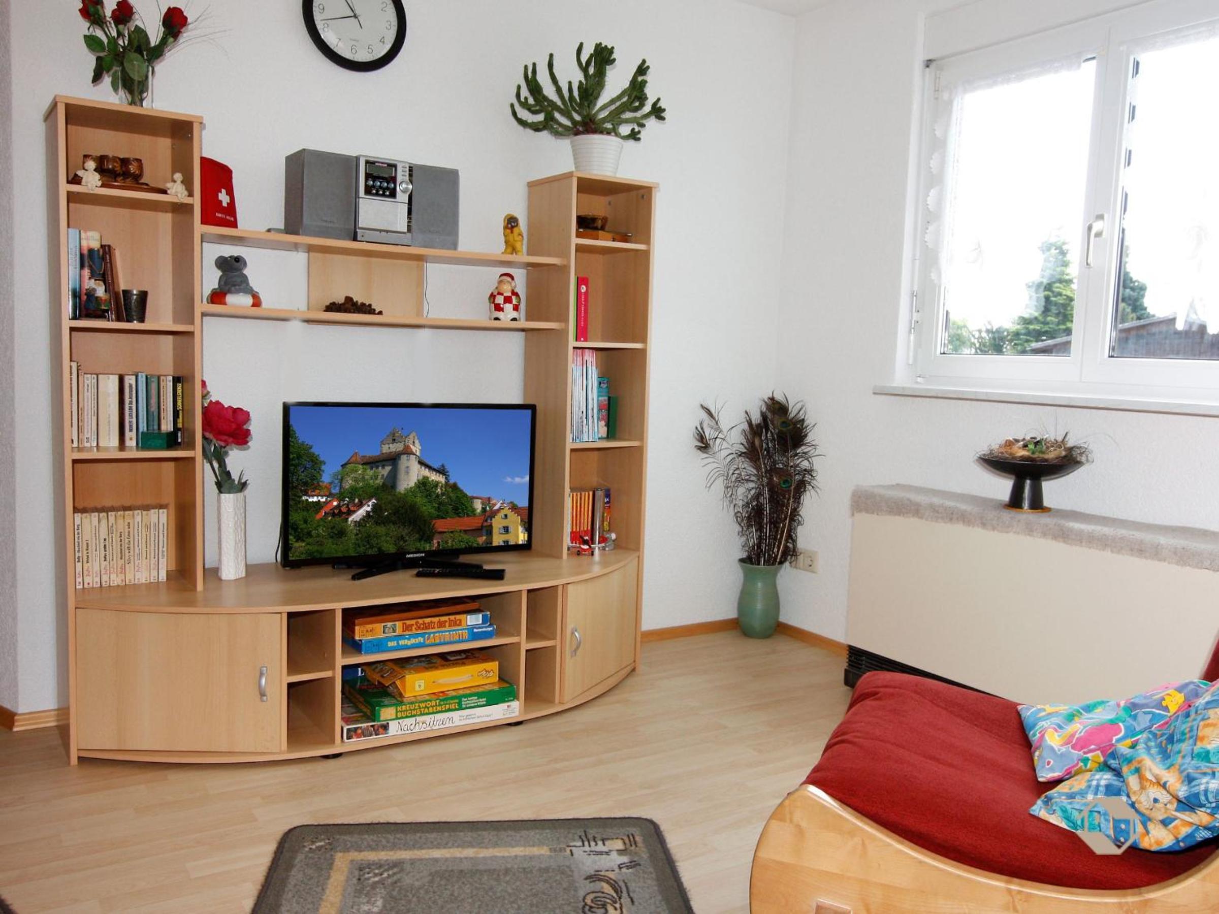 Three-Bedroom Premium Apartment with Balcony photo 2