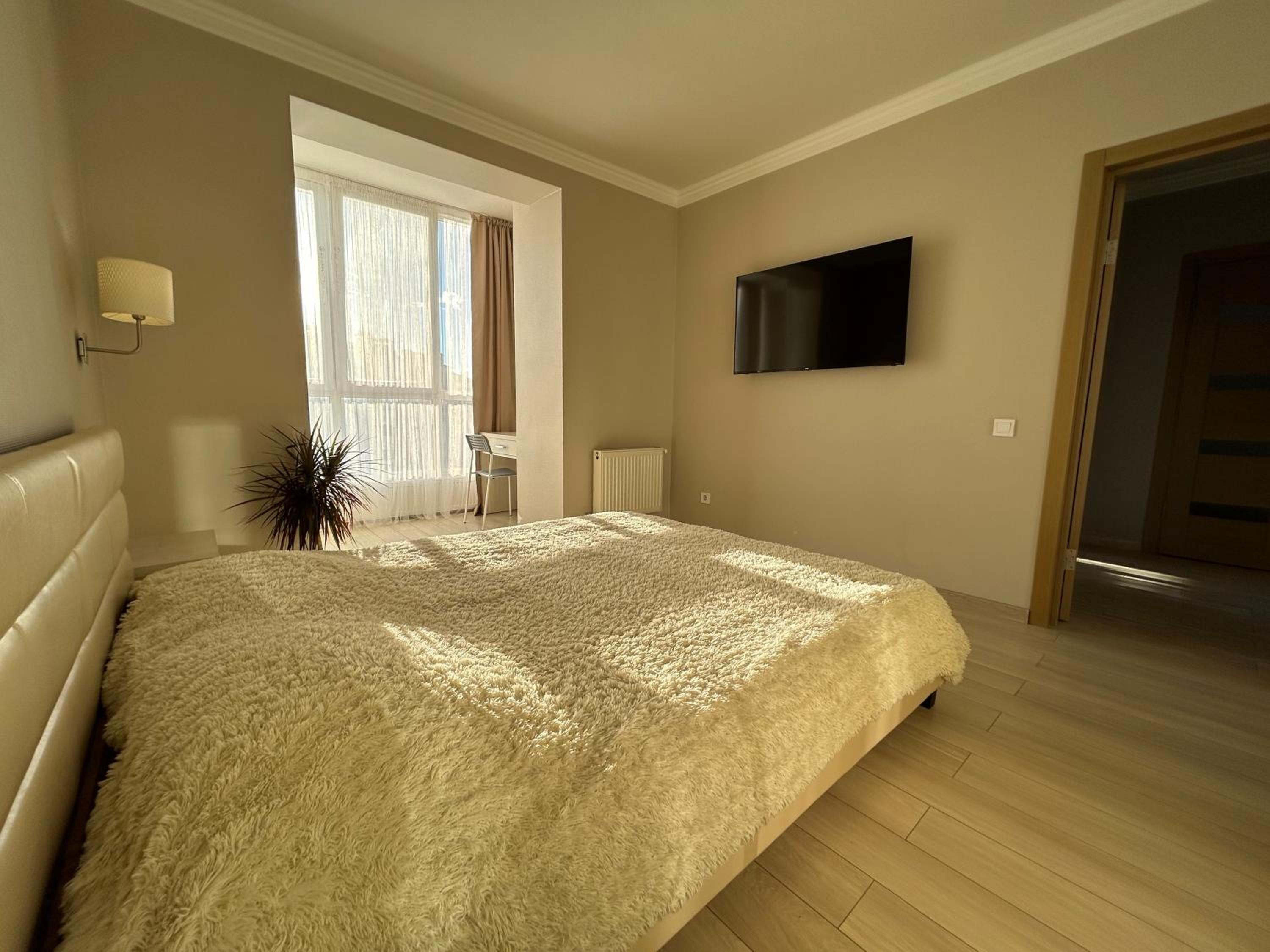 Apartment with Lake View photo 3