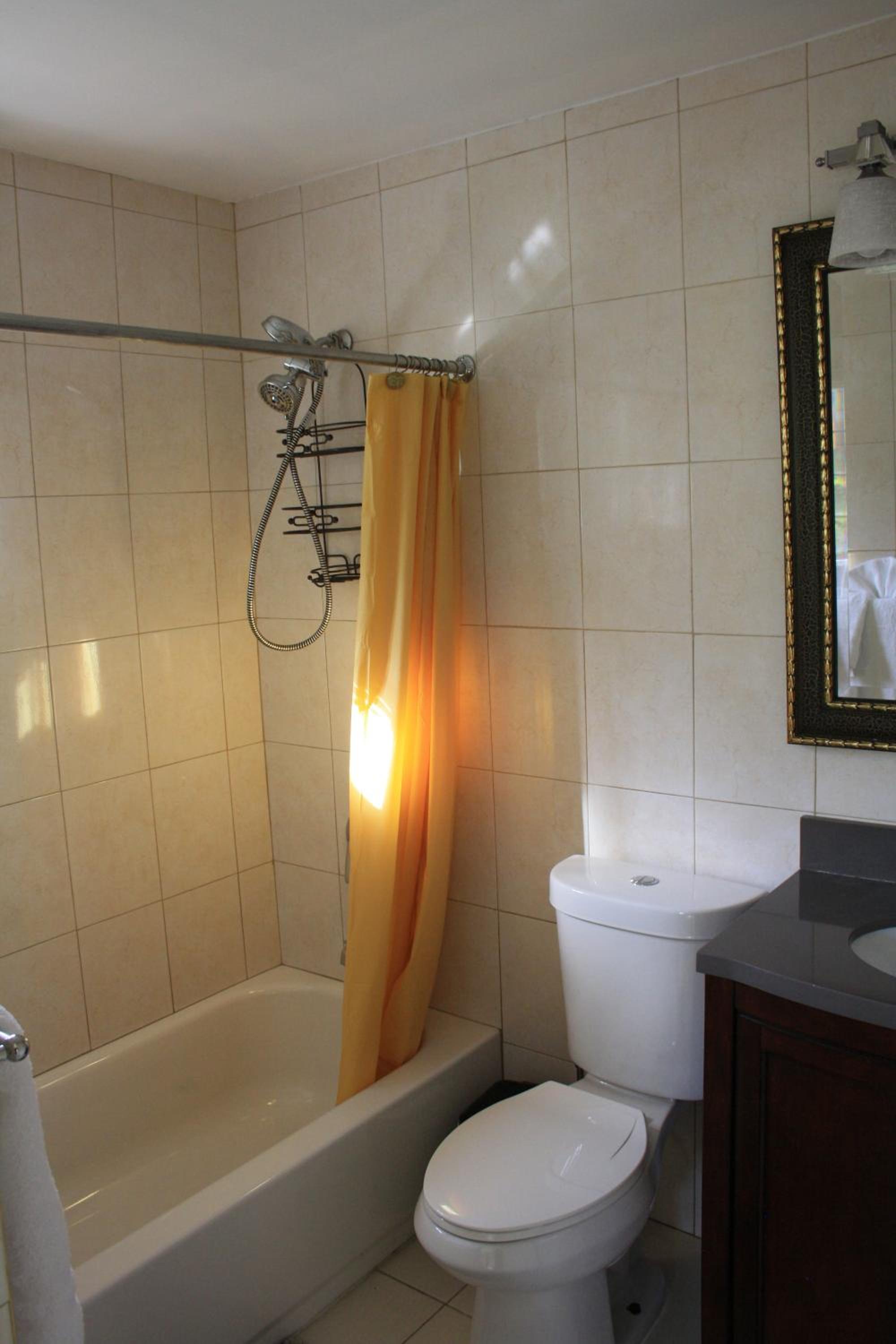 Two-Bedroom House photo 3