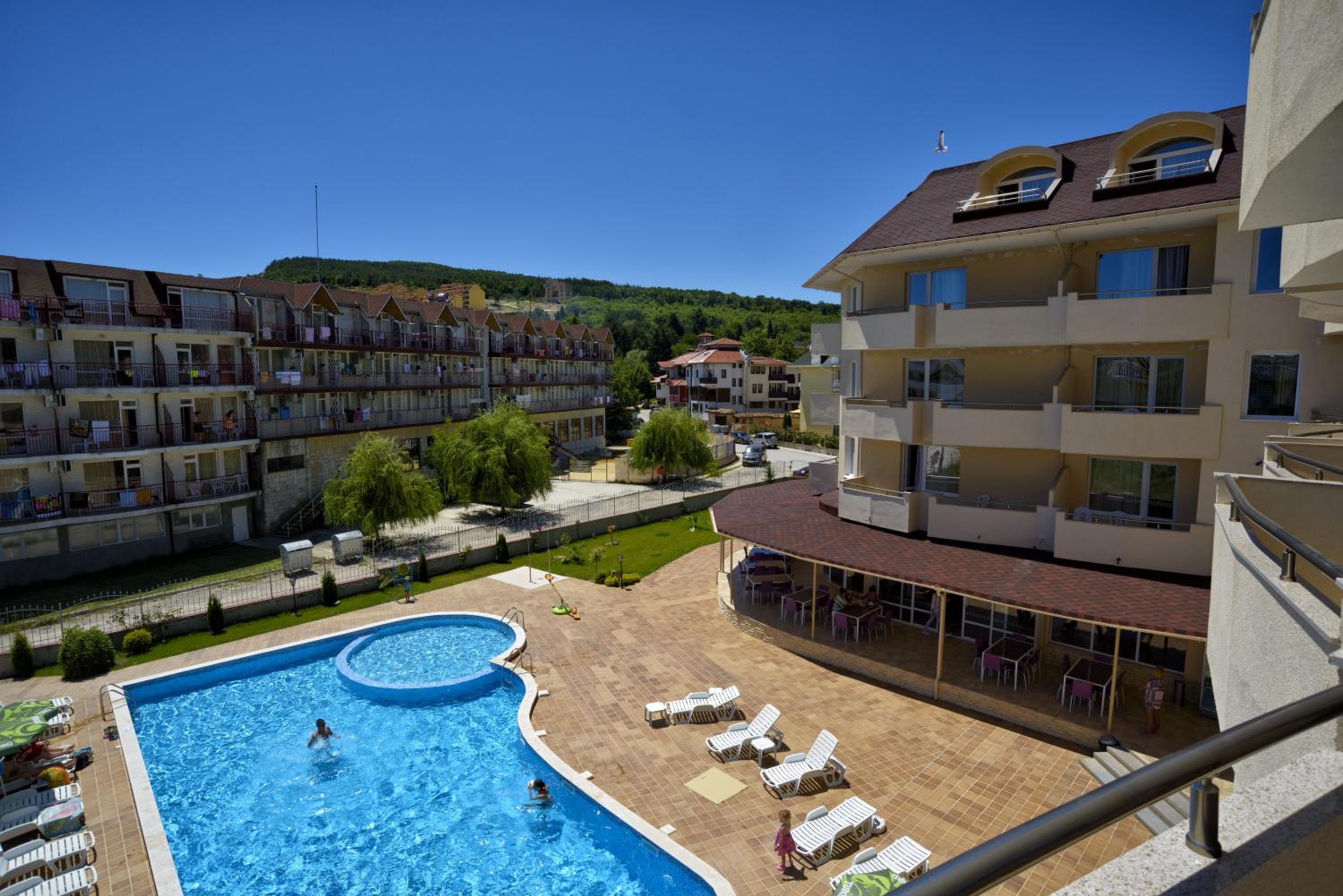 Triple Room with Balcony (3 Adults) photo 2