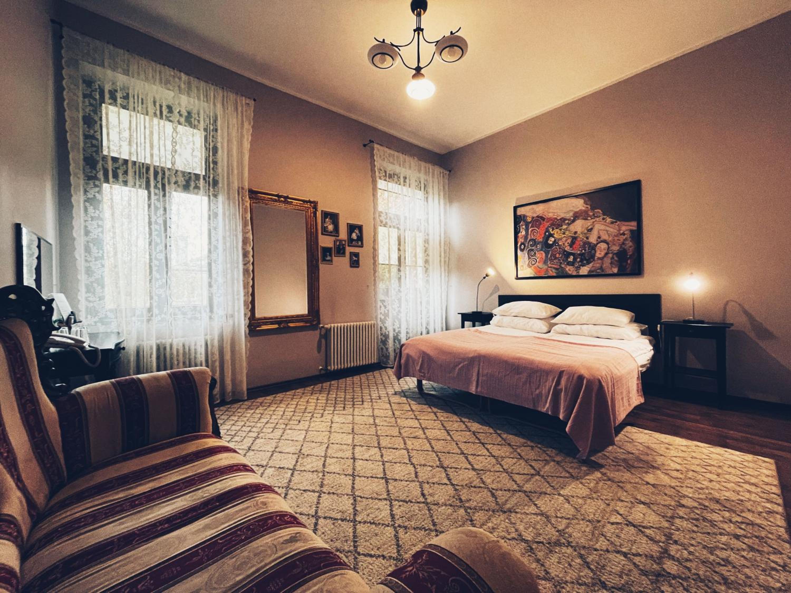 Large Double Room - Photo 34