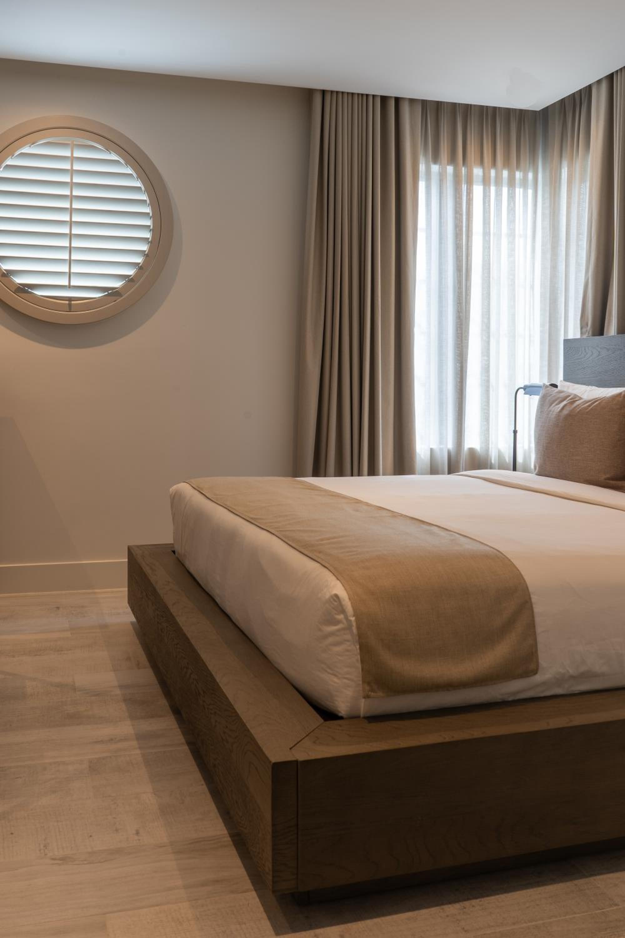 King Suite - Photo 13