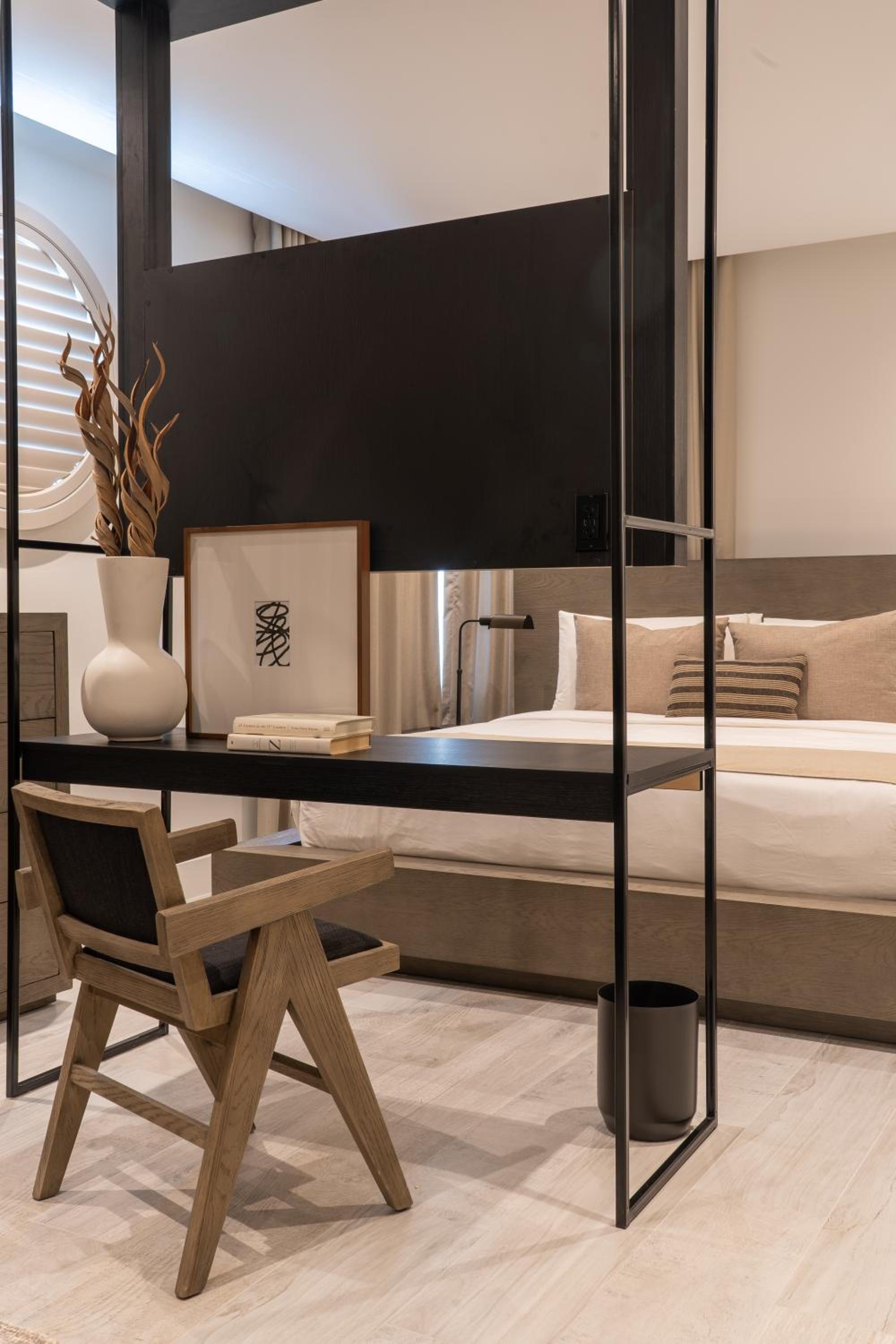 King Suite - Photo 10