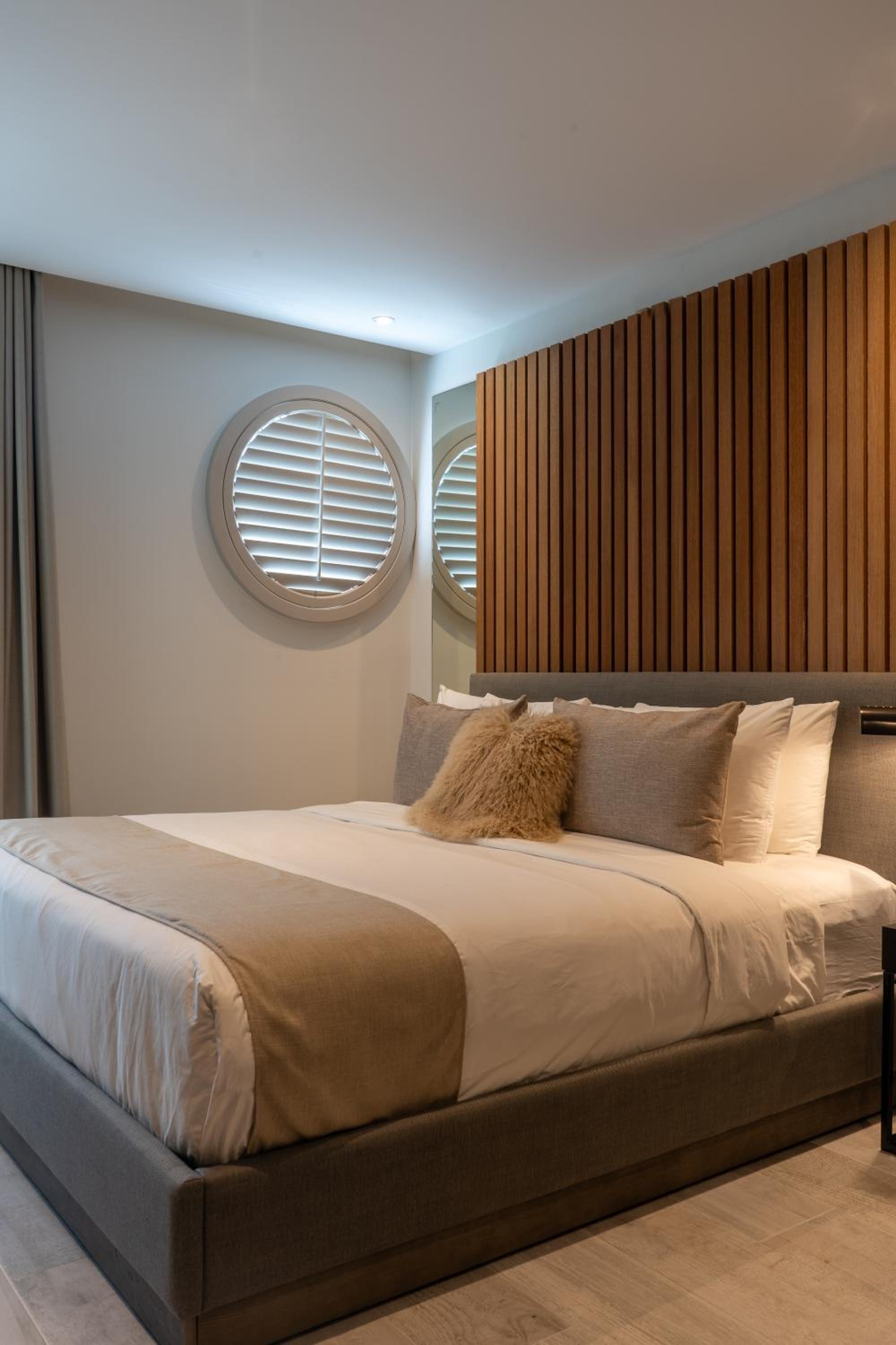 King Suite - Photo 14