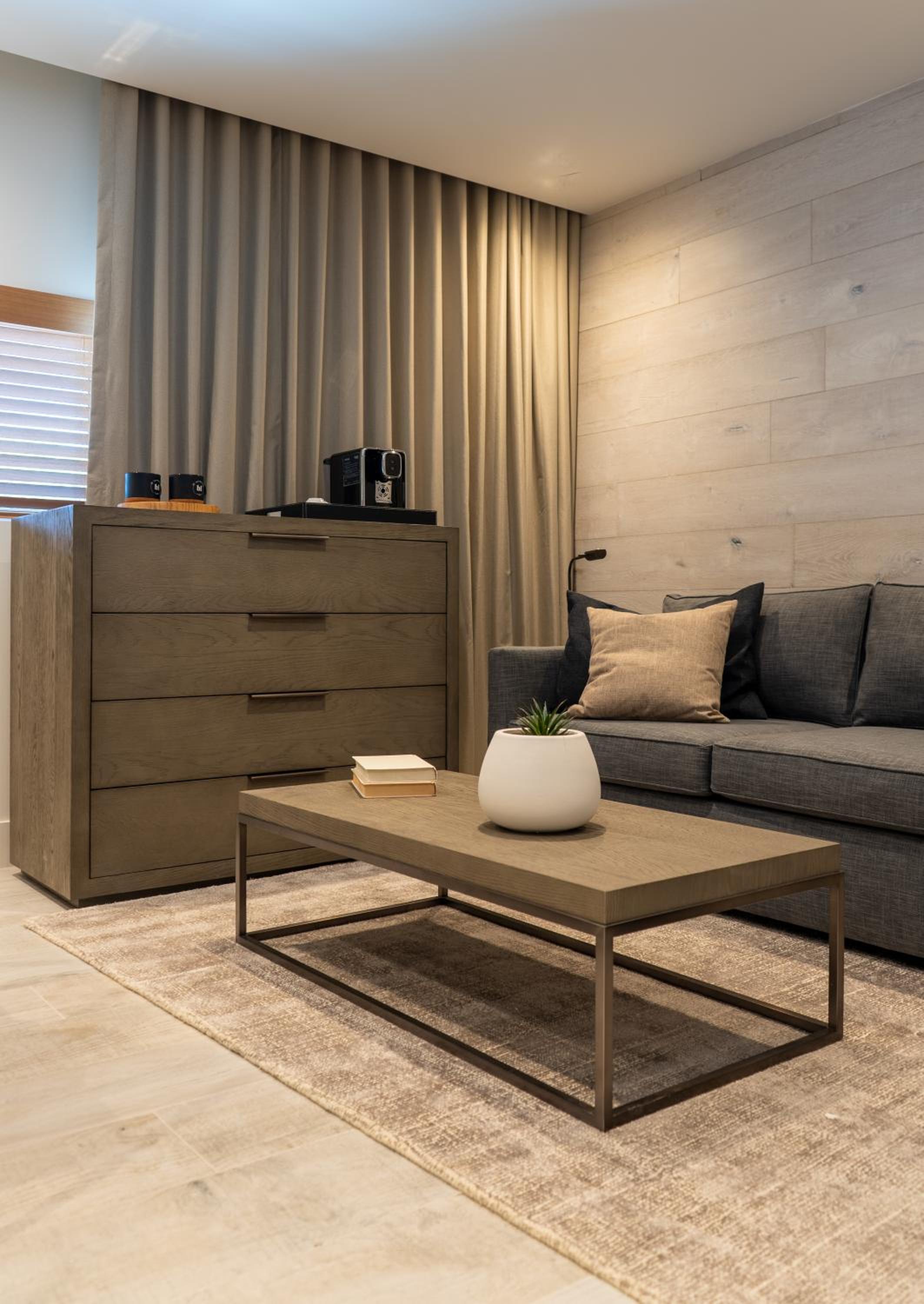 King Suite - Photo 8