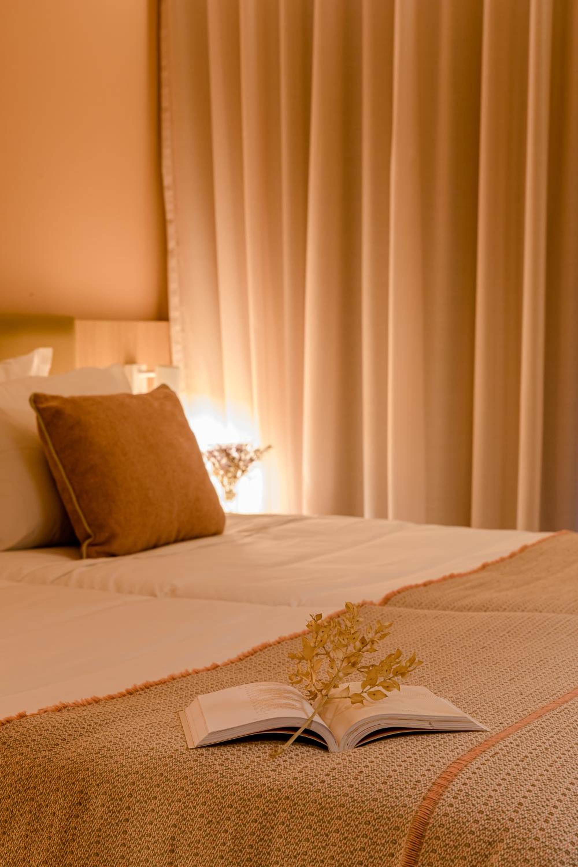 Double or Twin Room - Photo 7