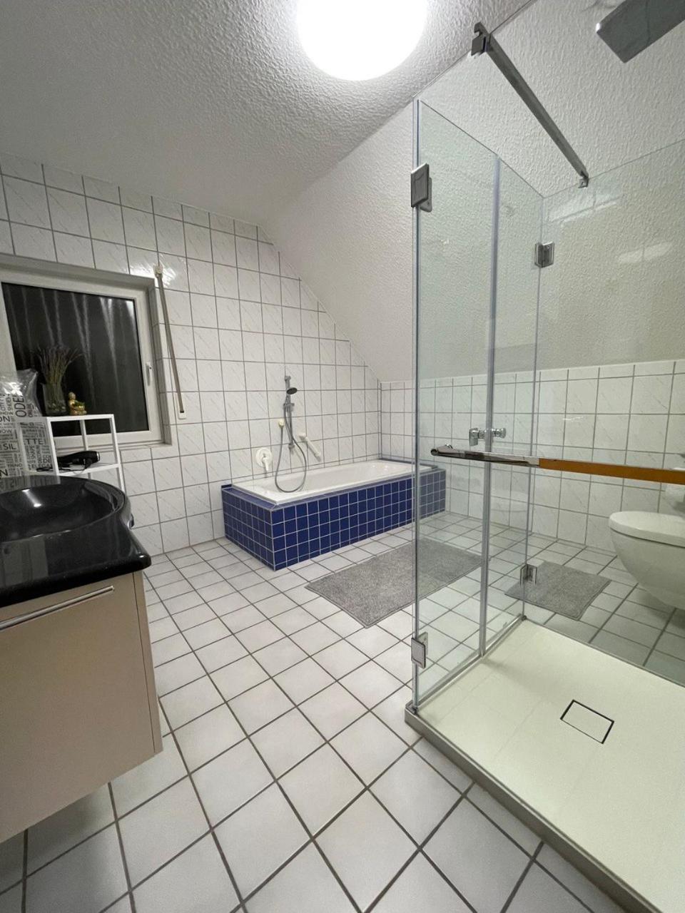 Double Room with Shared Bathroom photo 3