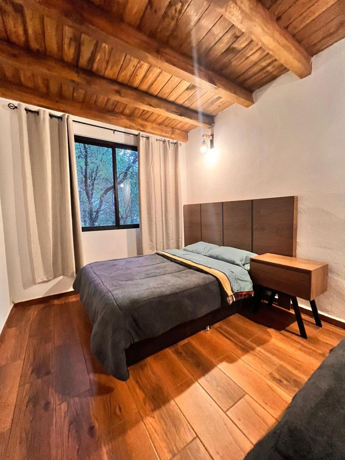 Three-Bedroom Apartment photo 1