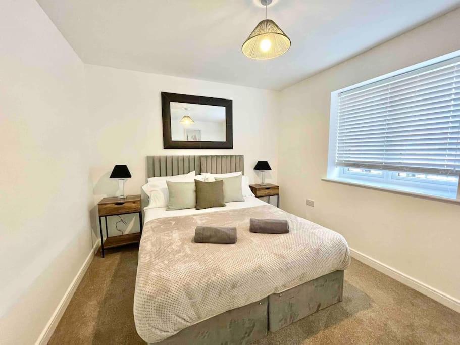 Three-Bedroom House photo 1