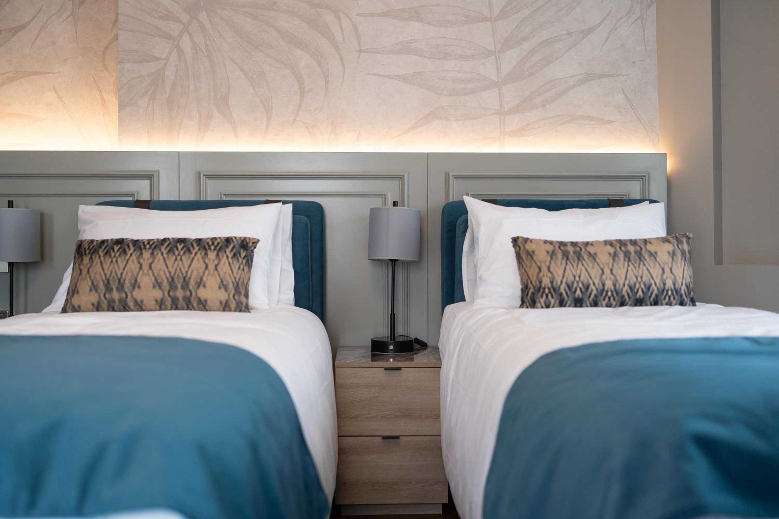 Double or Twin Room with Extra Bed photo 1