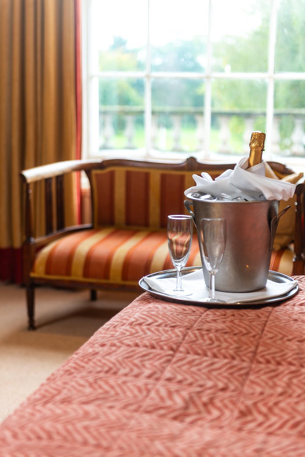 Deluxe King Room - Photo 1