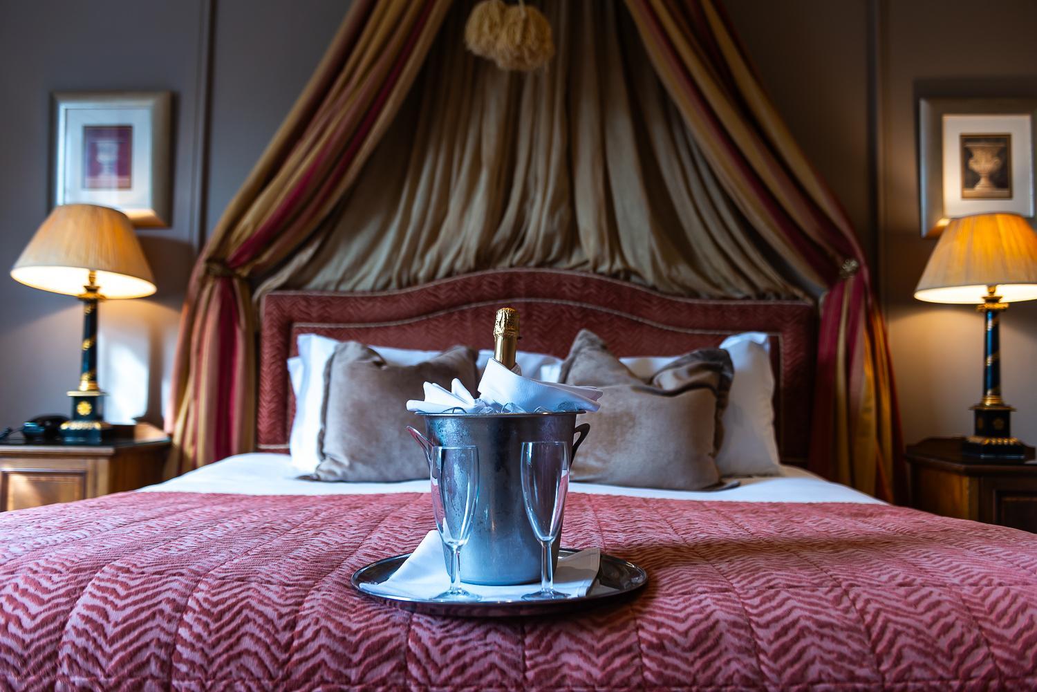 Deluxe King Room - Photo 3