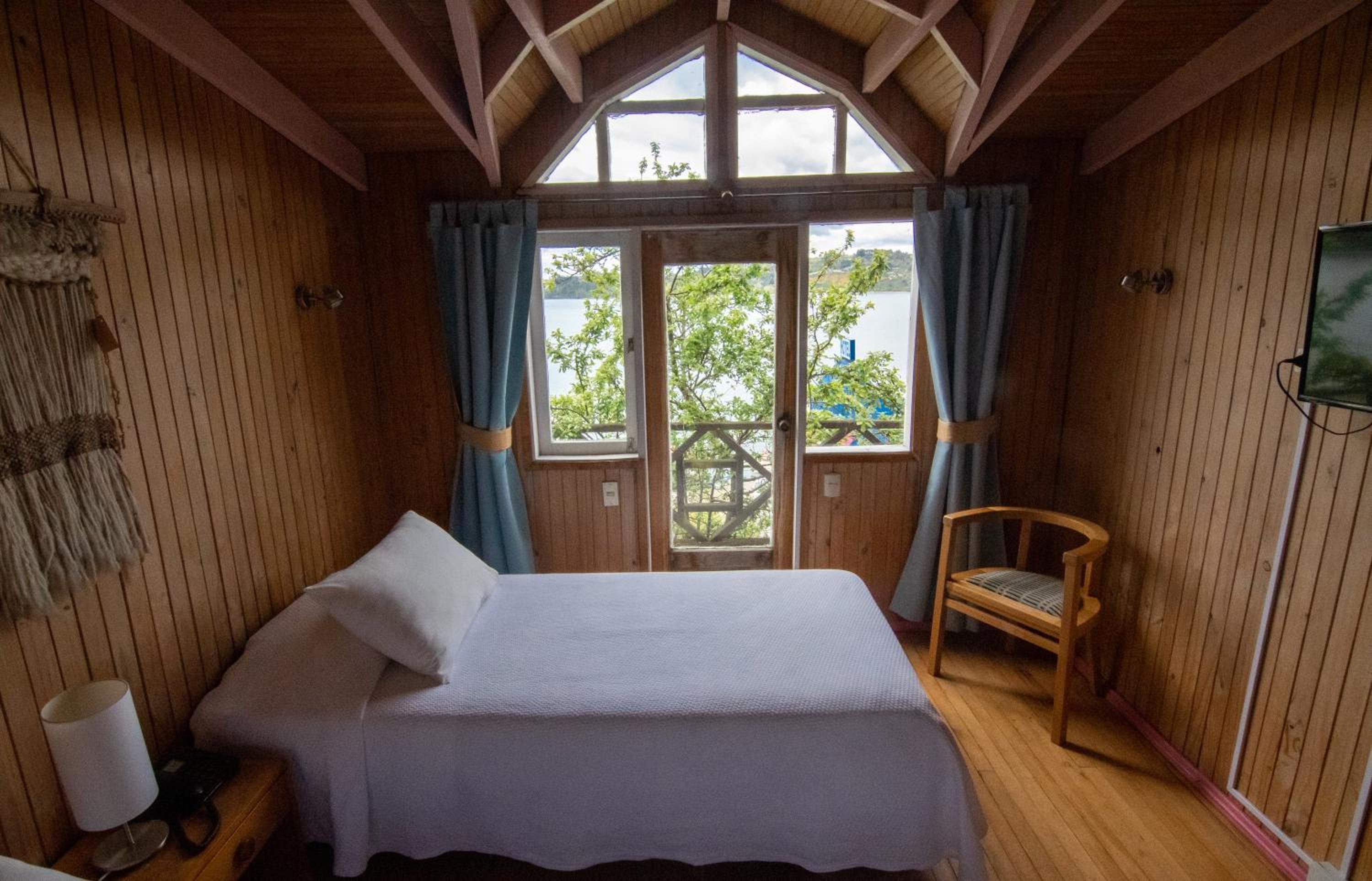 Twin Room with Sea View photo 2