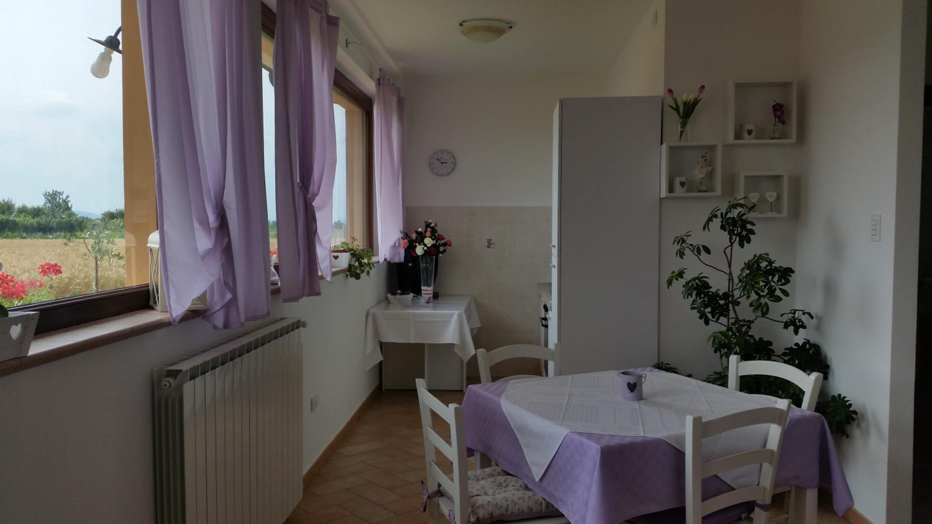 Double Room - Photo 2