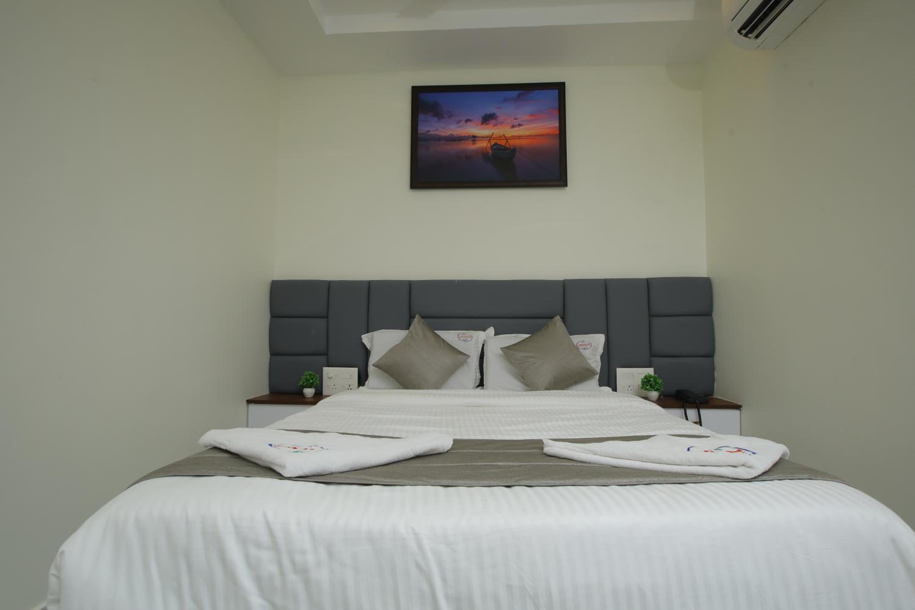 Deluxe Queen Room photo 3