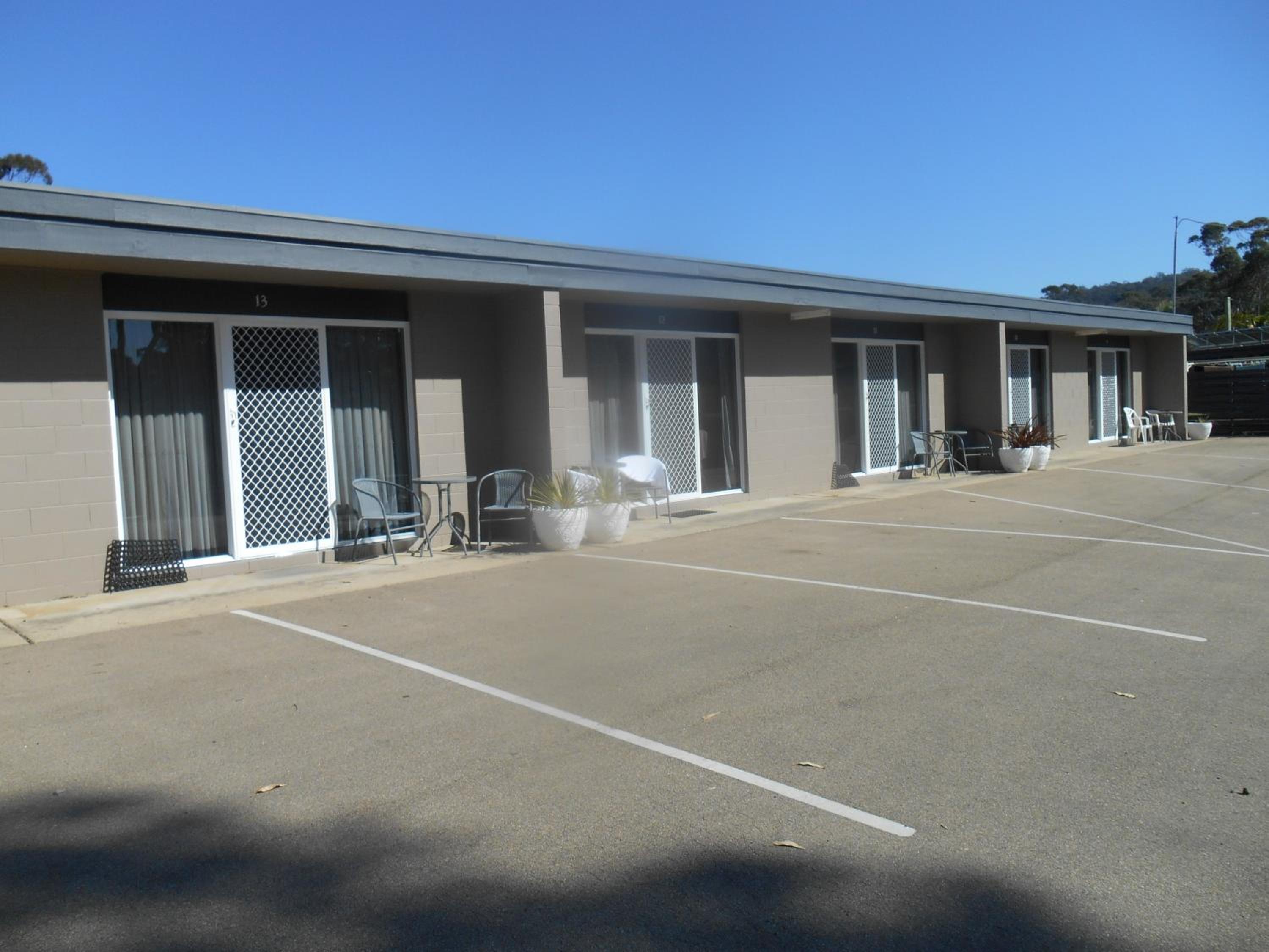 Holiday Family Unit (1BR) – 4B photo 2