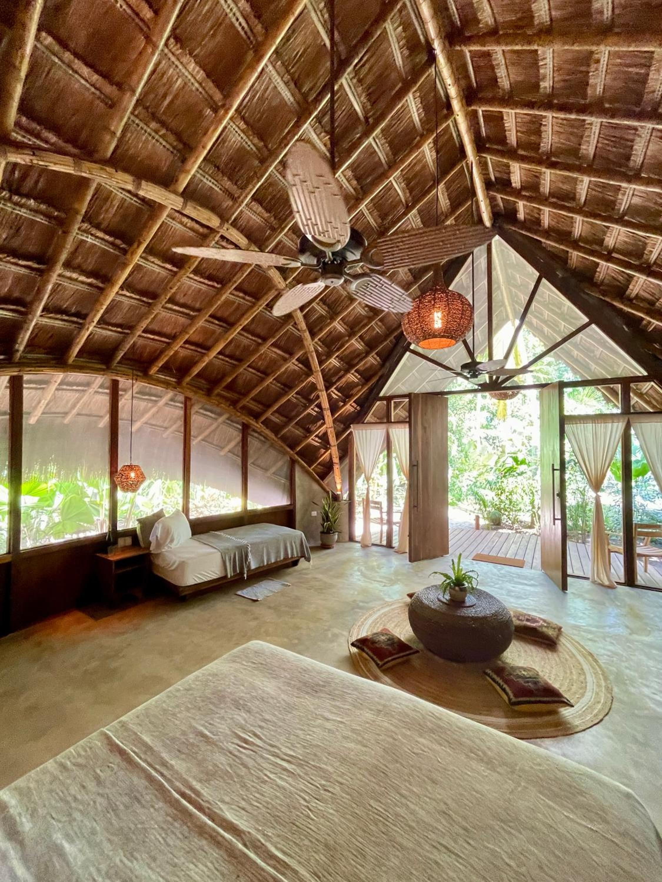 Bungalow photo 2