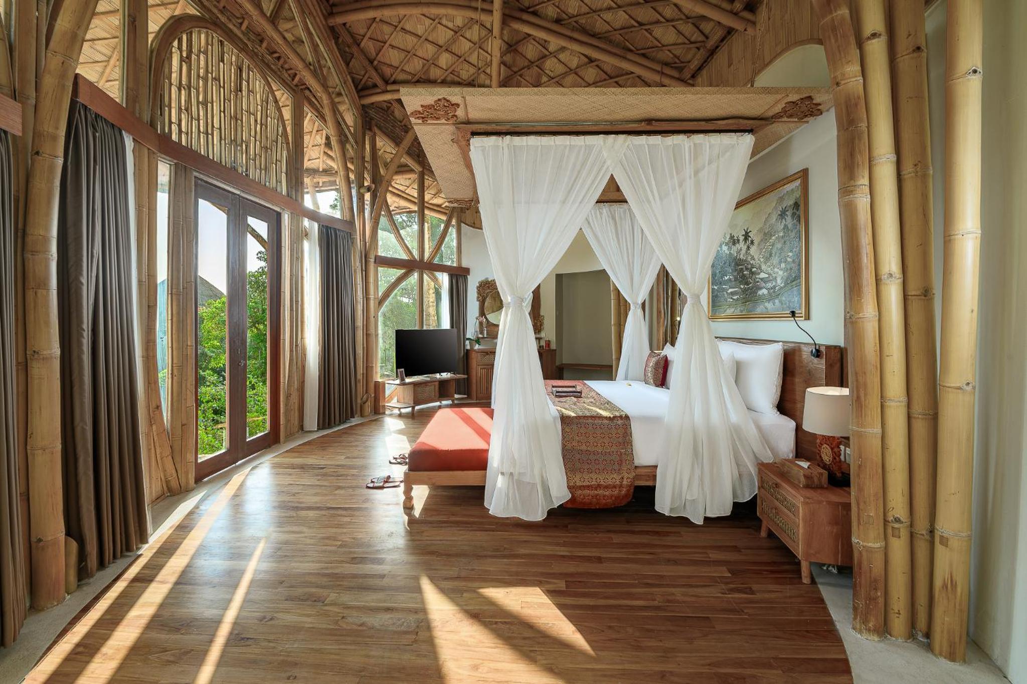 Royal Duplex Pool Villa with Daily Afternoon Tea and Scheduled Activities