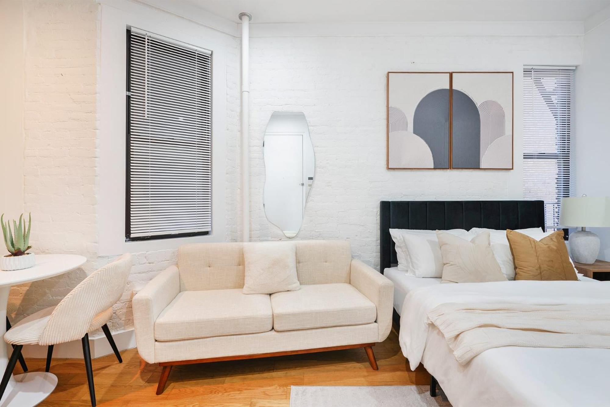 Apartment photo 2