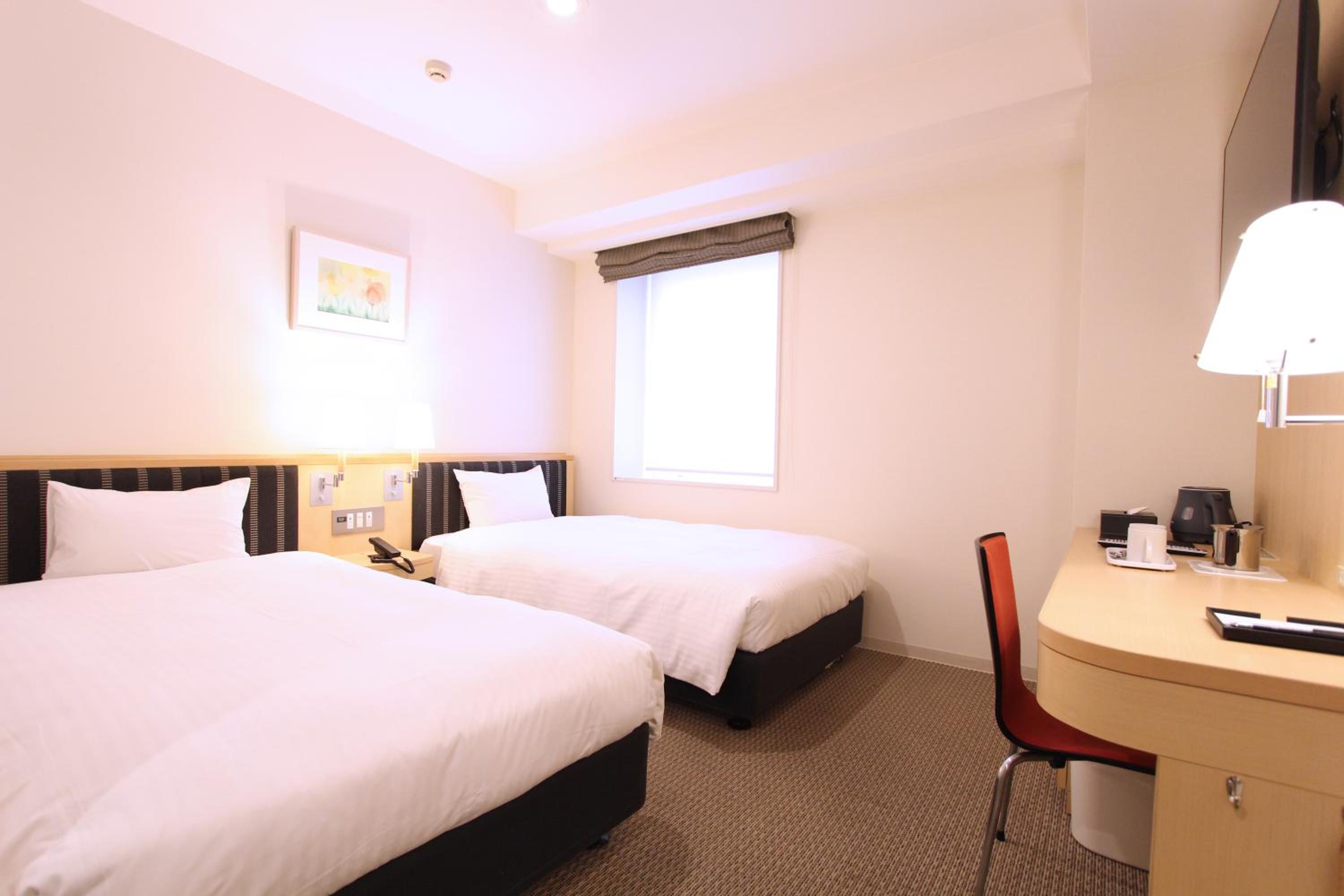 Standard Twin Room - Non-Smoking - Photo 1