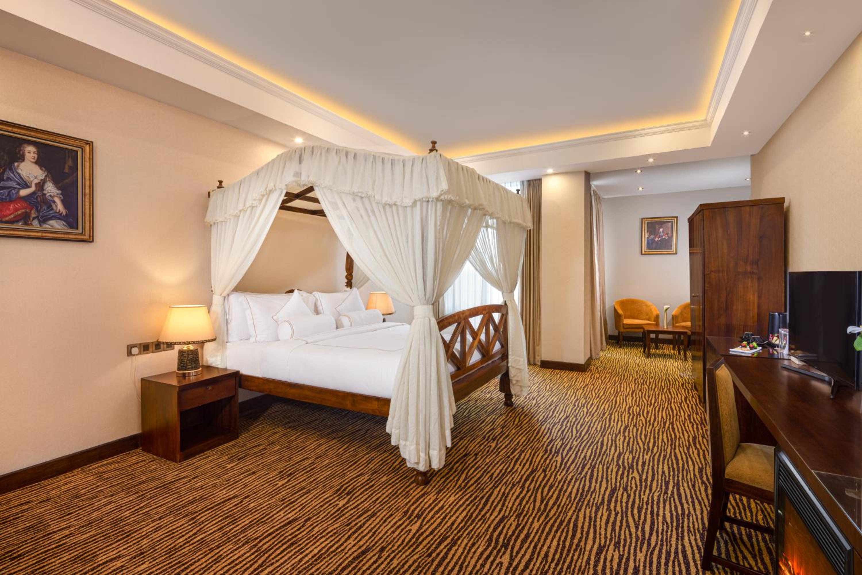 Junior Suite with Mountain View Rooms – with a Free Visit to Organic Strawberry & Vegetable garden and to pick your own Strawberry, 10% off on Spa and Excursions + Early check in Late check out on availability photo 3