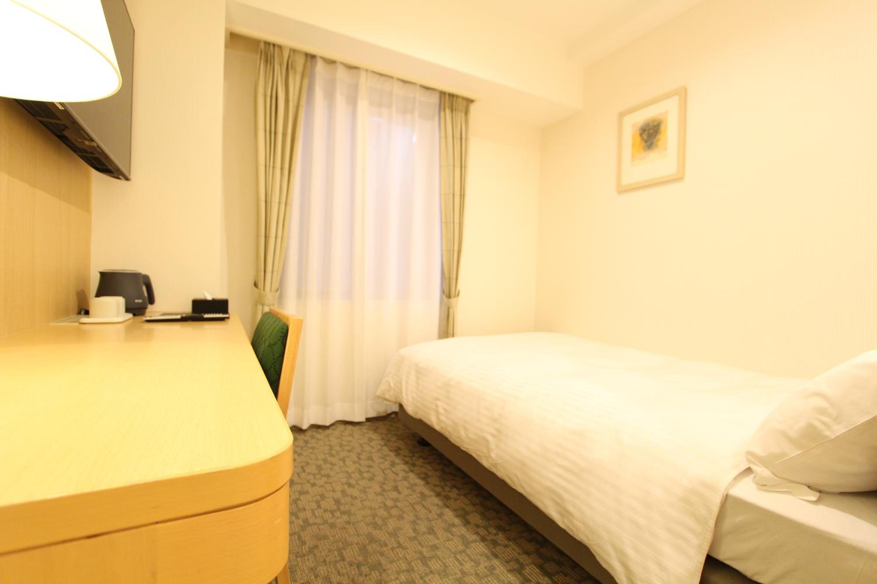 Standard Double Room with Small Double Bed - Non-Smoking - Photo 1