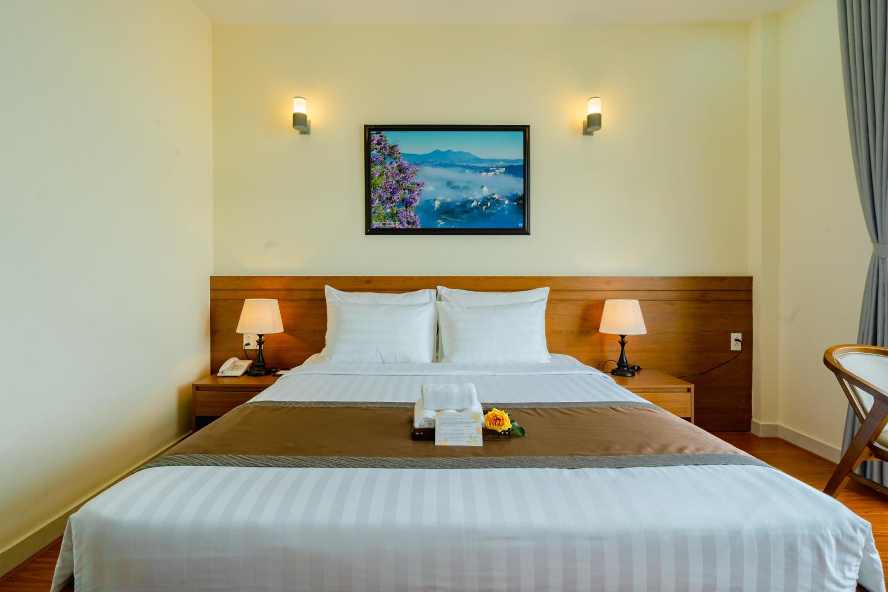 Superior King Room - Photo 28