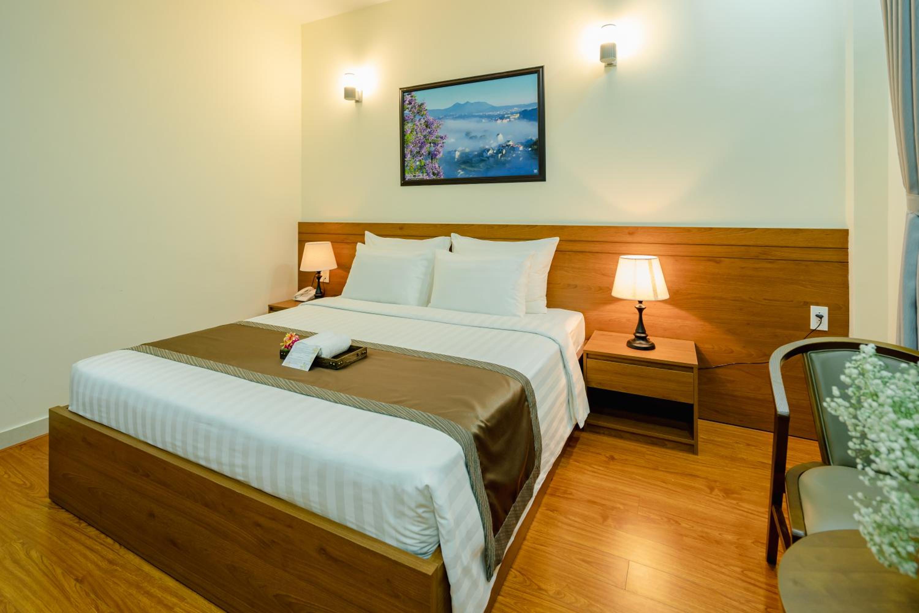 Superior King Room - Photo 14