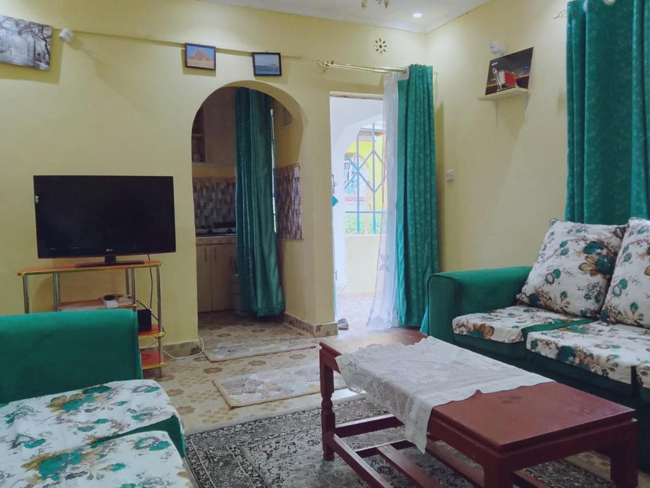 Two-Bedroom House photo 1