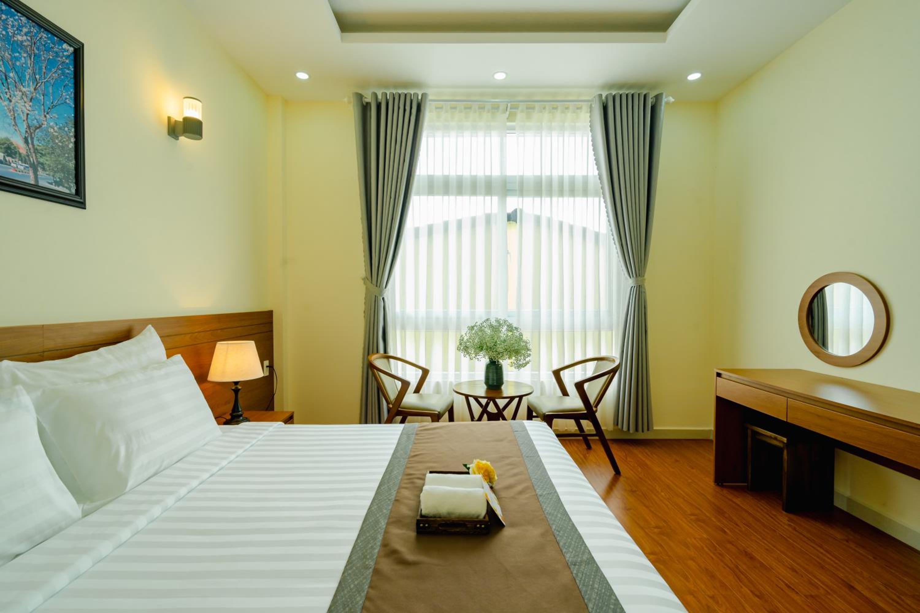 Standard King Room - Photo 1