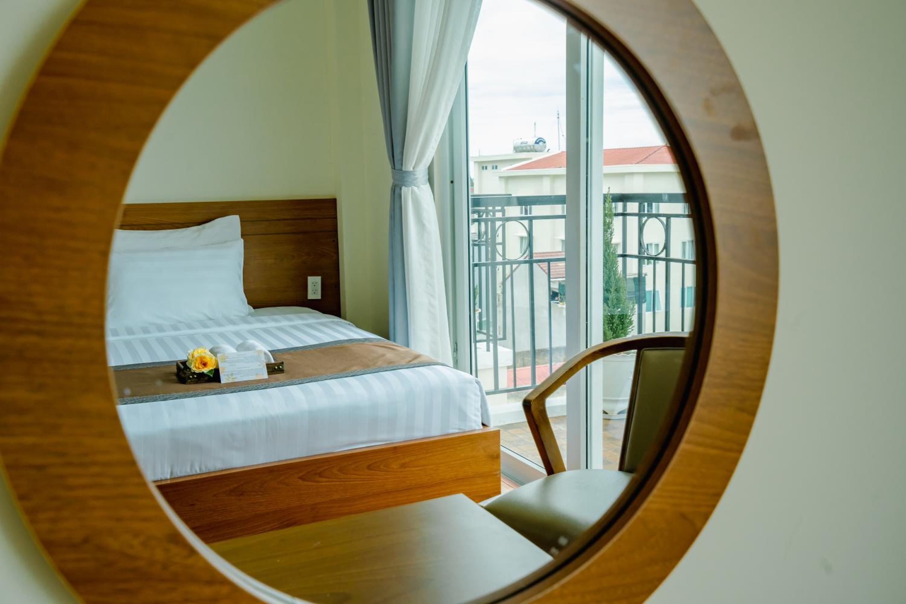 Superior Twin Room - Photo 5