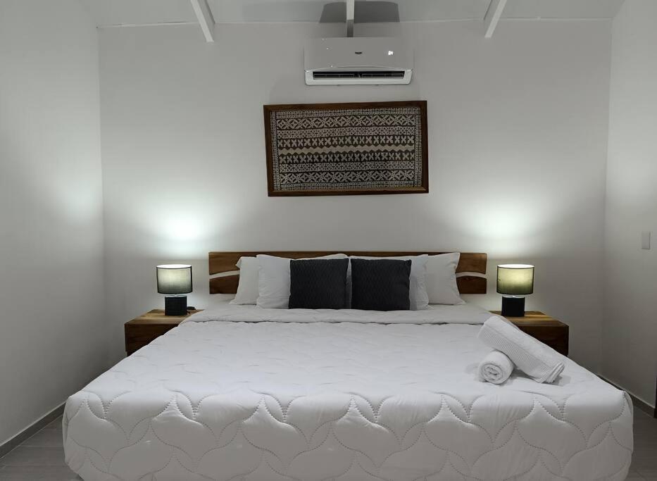 Three-Bedroom House photo 1