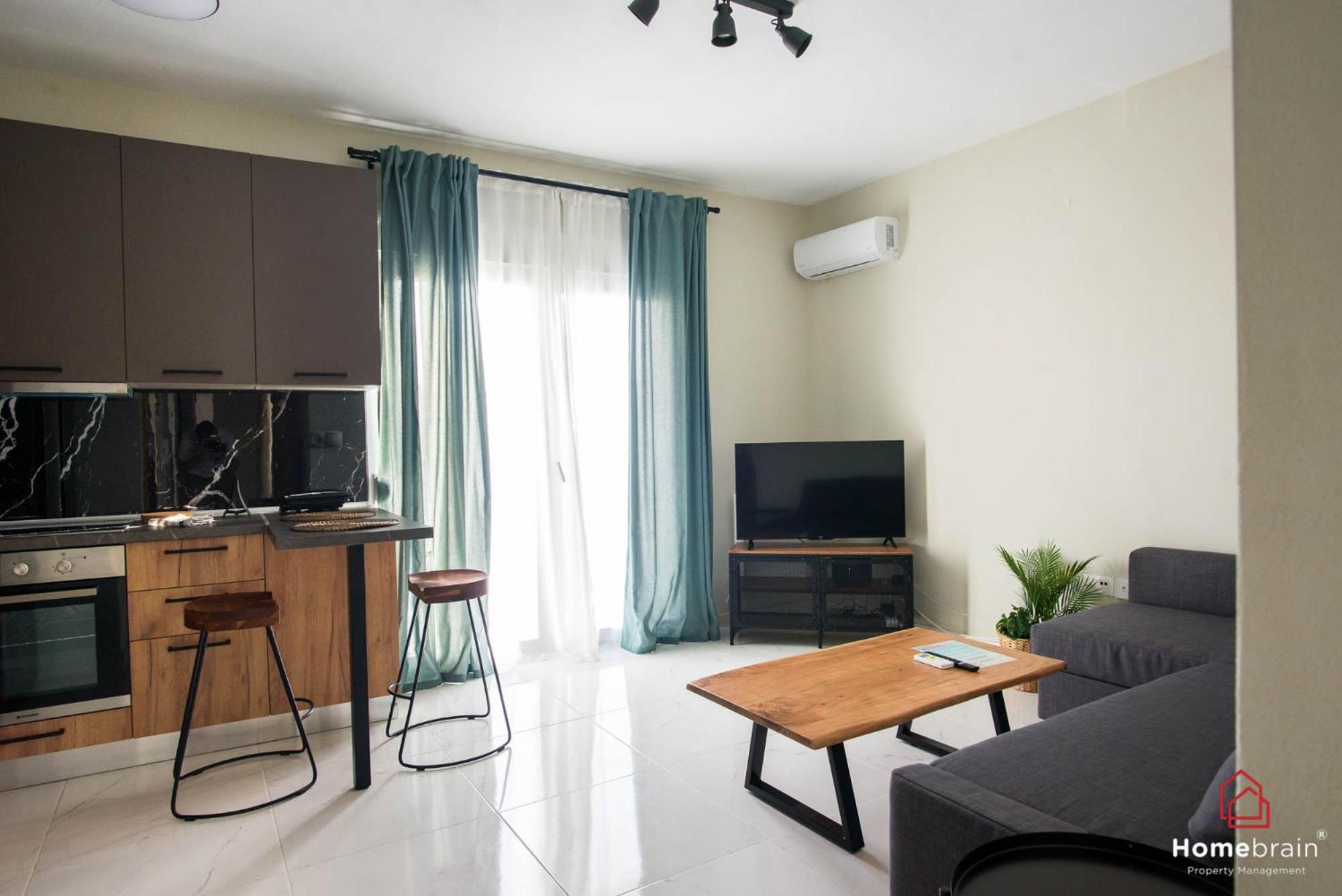 One-Bedroom Apartment photo 3