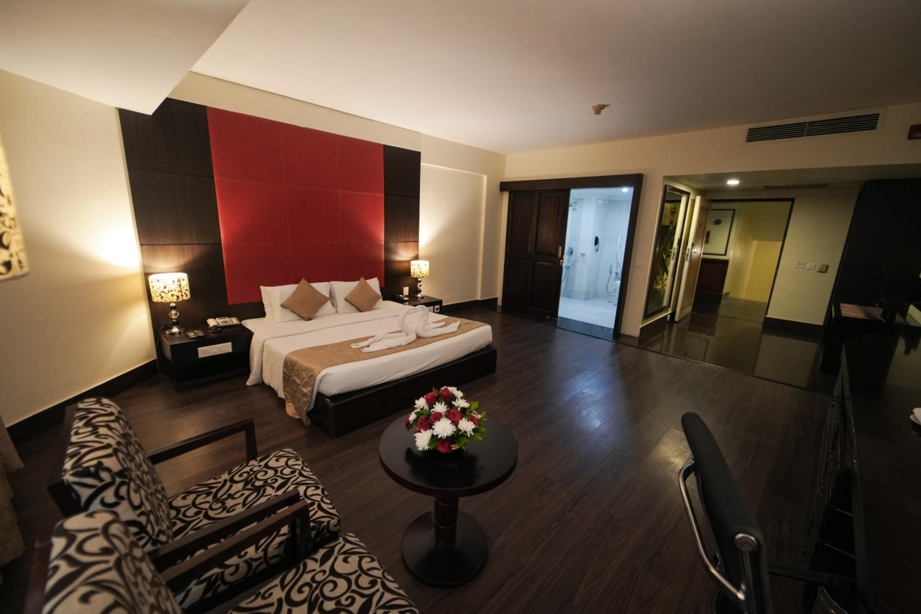 Standard Twin Room - Photo 1