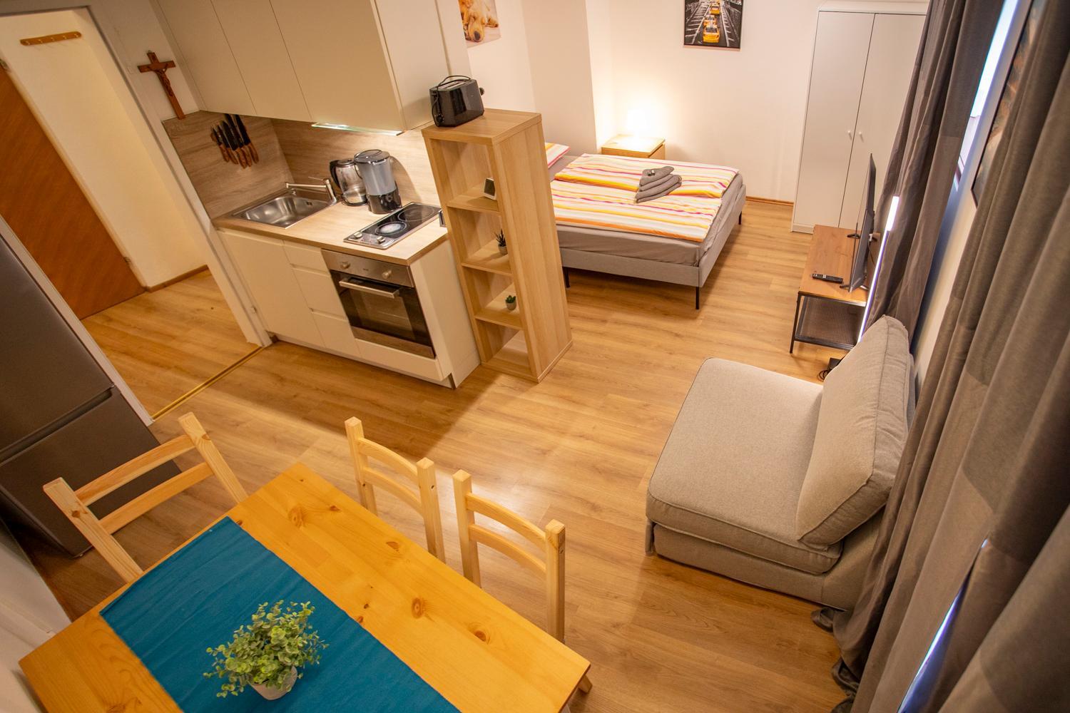 One-Bedroom Apartment photo 1