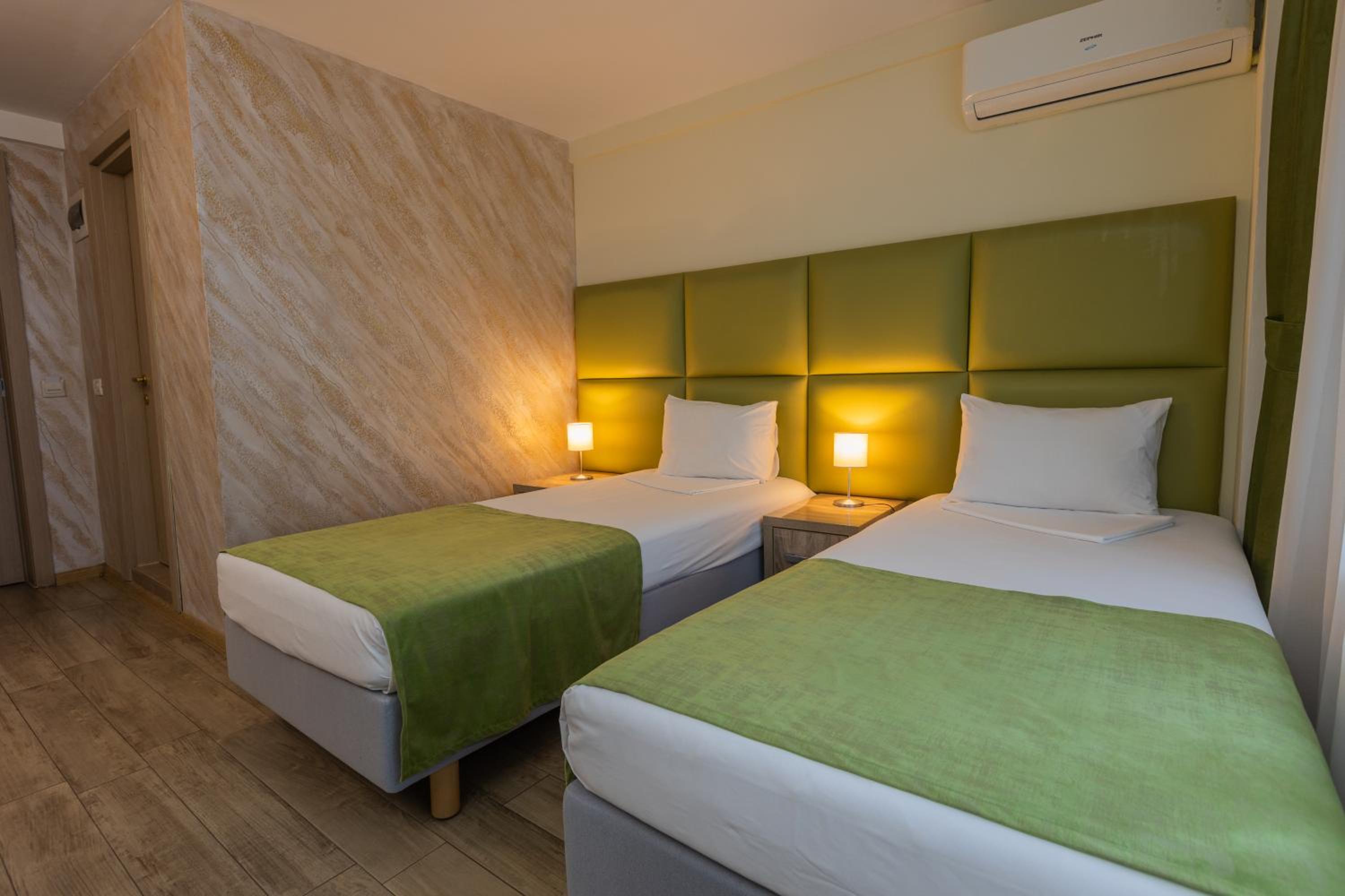 Twin Room photo 2
