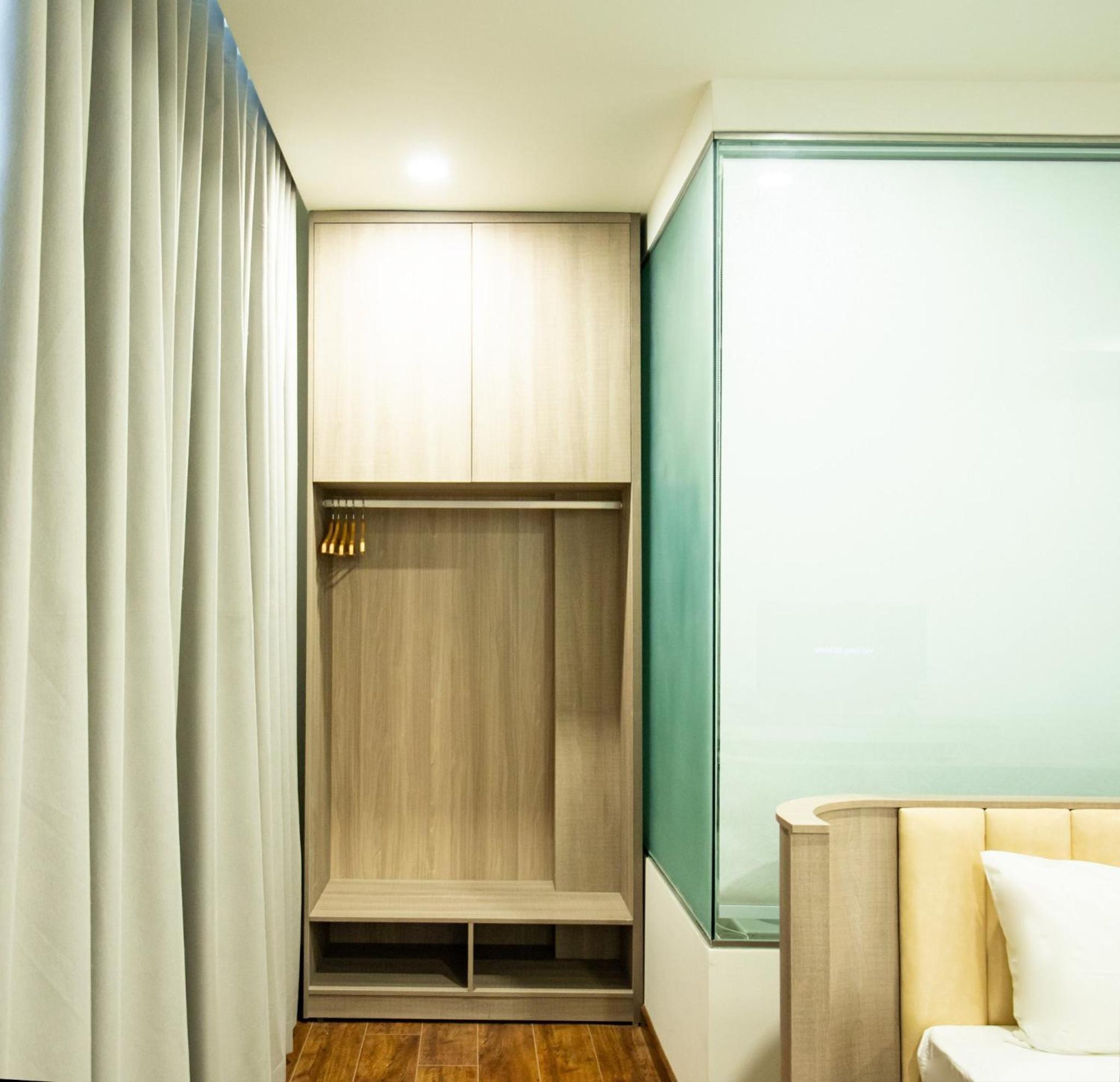 Suite - Photo 2