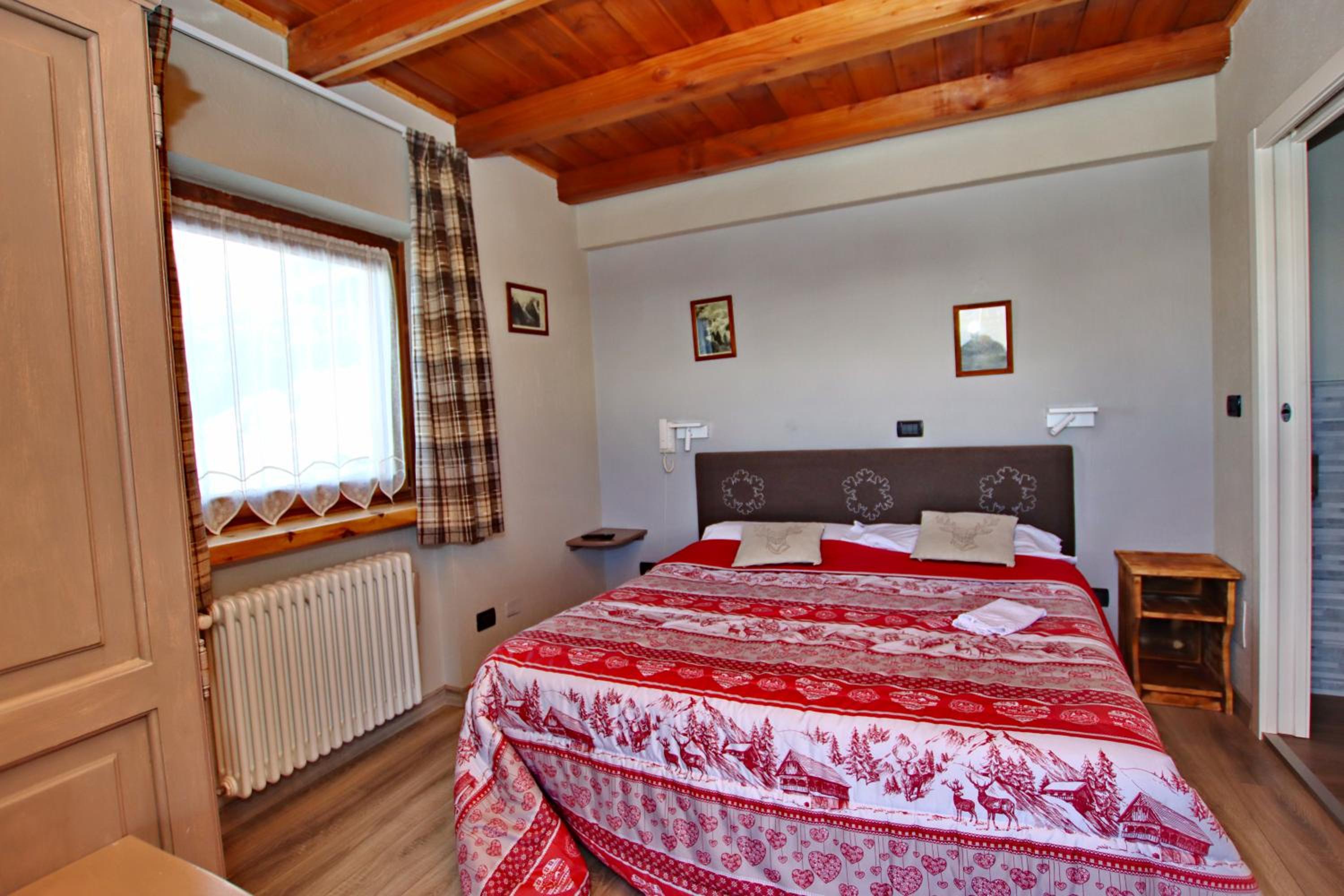 Double Room - Photo 24