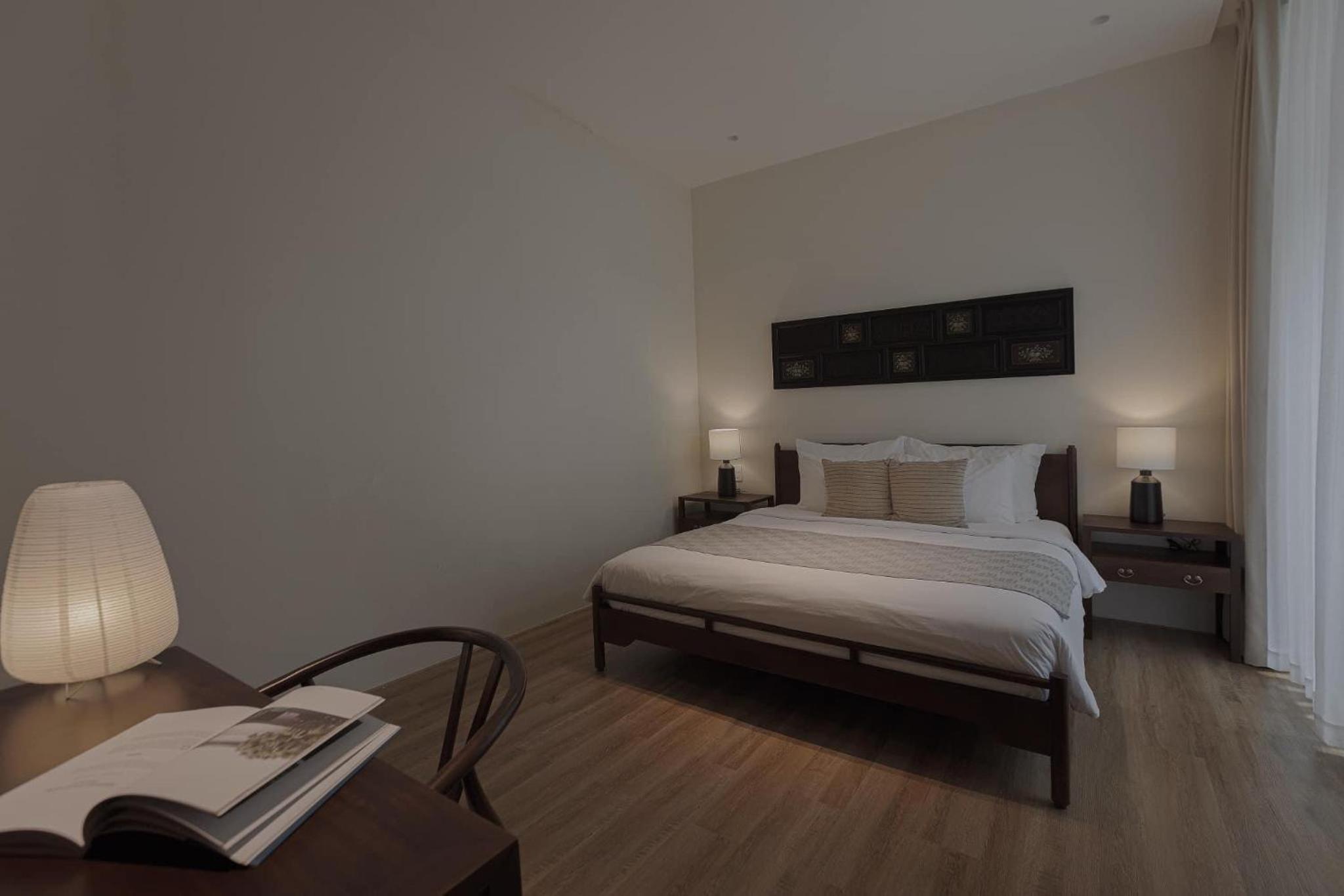 Double Room - Photo 8