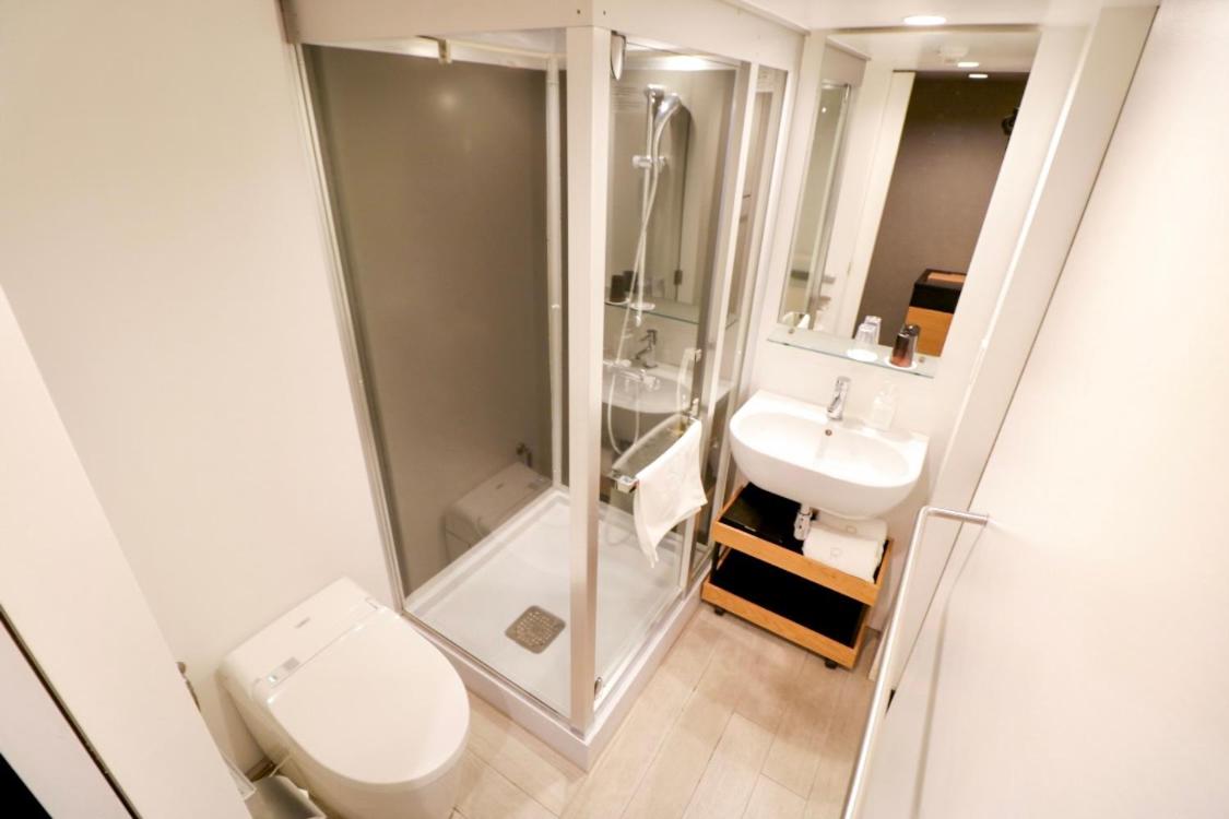 Double Room thumbnail 5