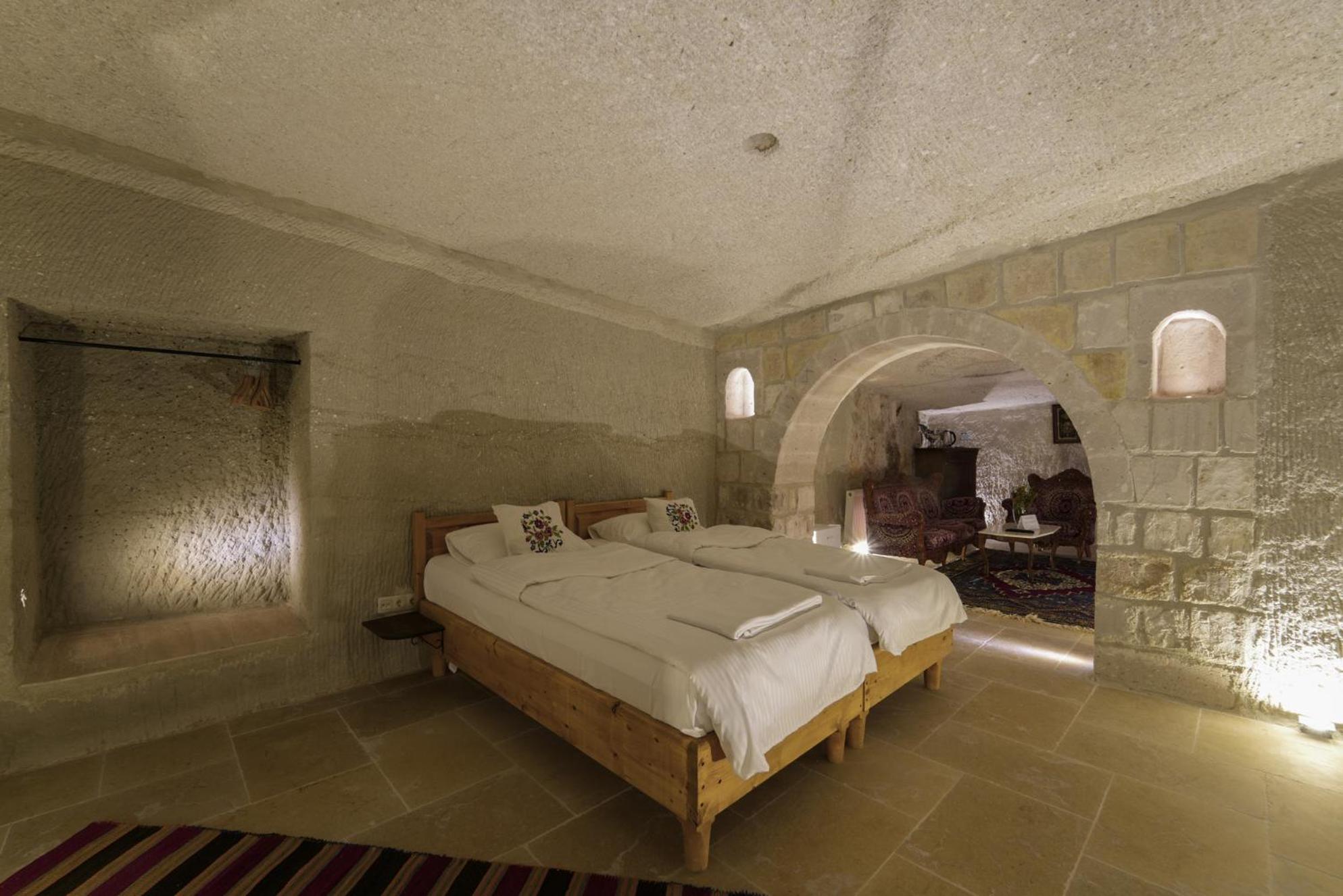 Family Suite - Photo 1