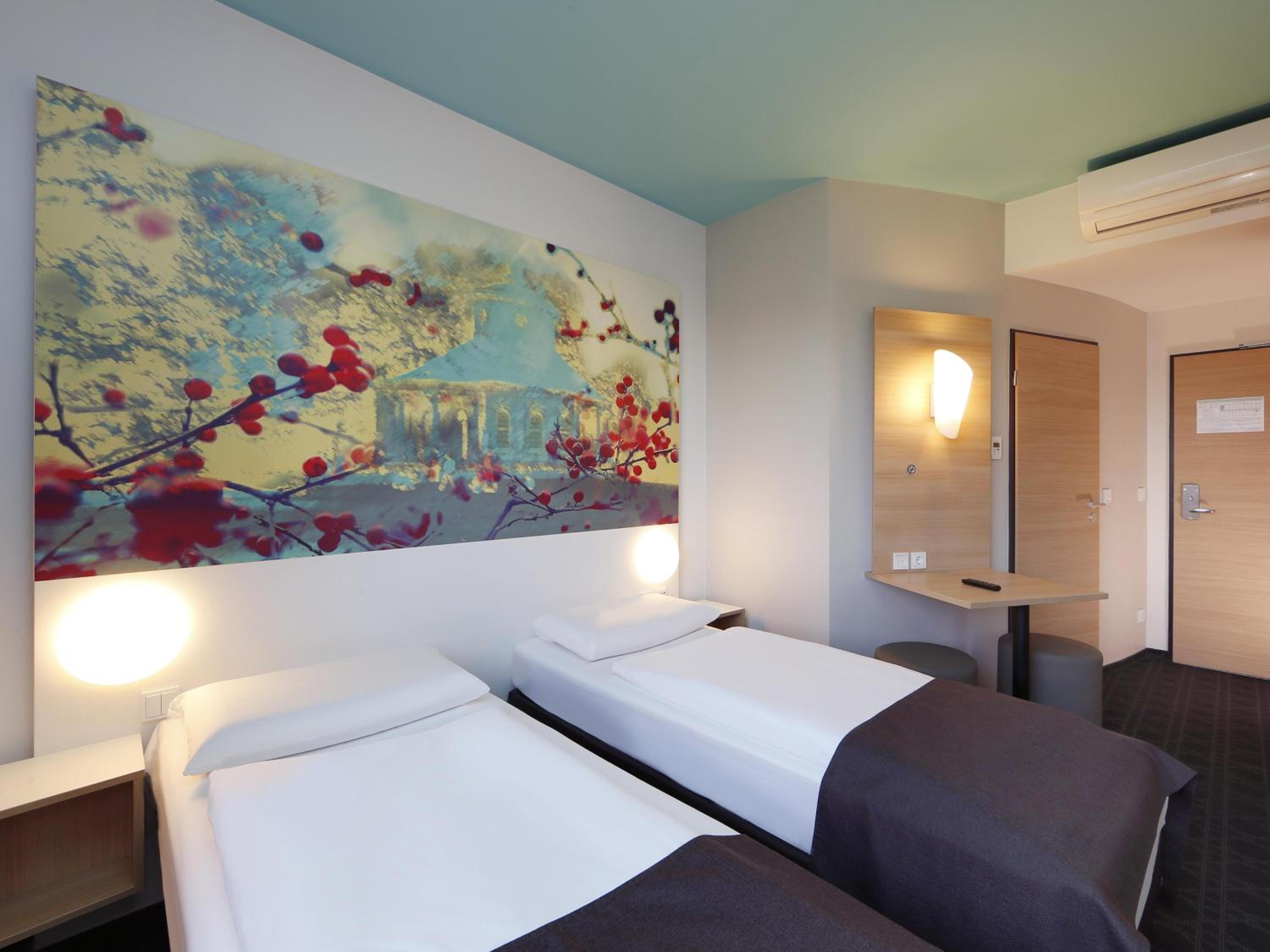 Twin Room - Photo 4