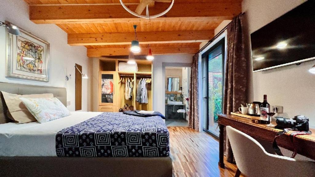 Double Room with Garden View