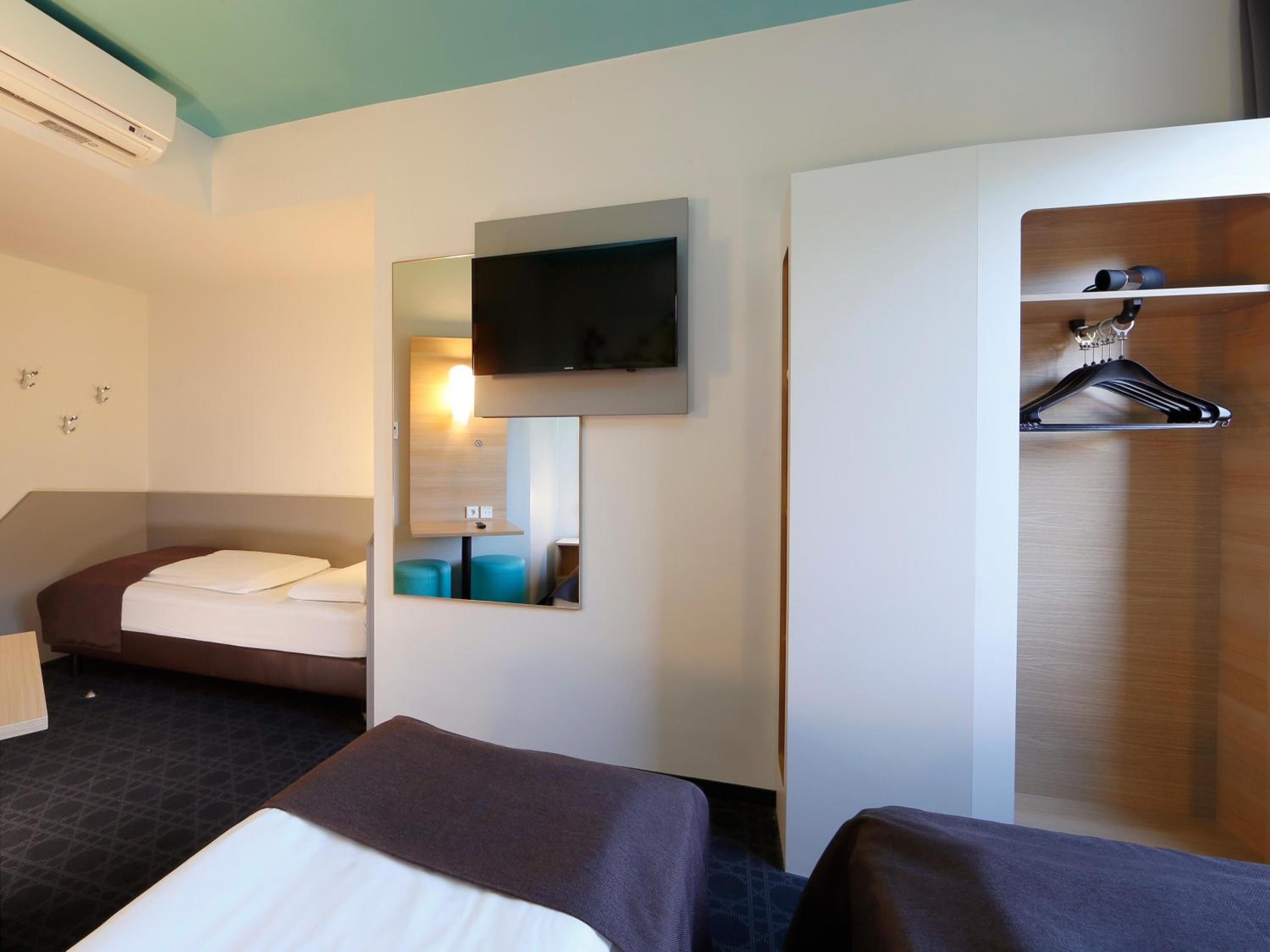 Triple Room - Photo 2