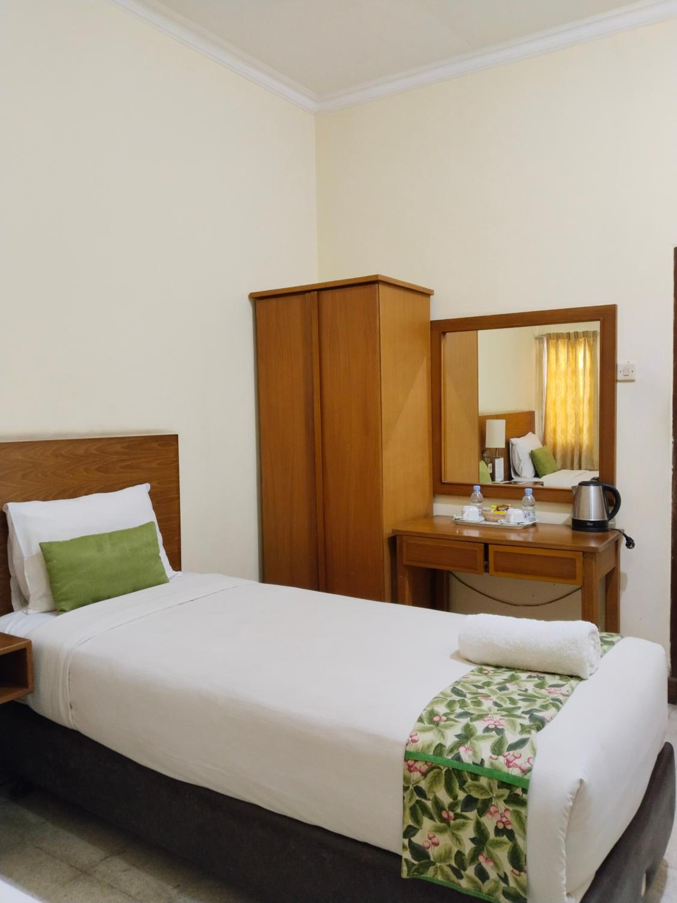 Standard Twin Room photo 1